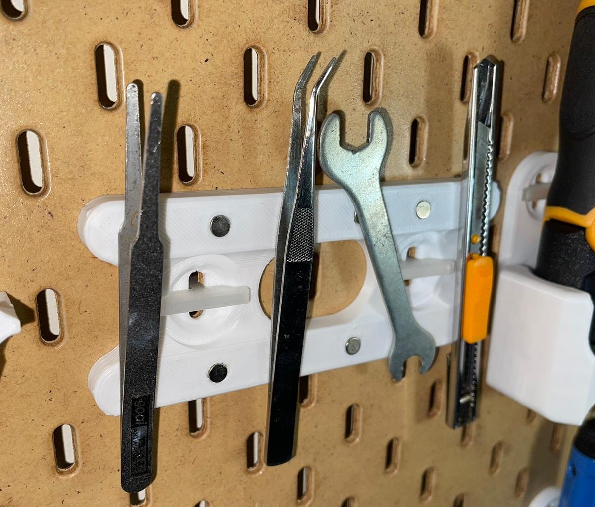 Skadis - Magnetic Tool Holder [T-clips] 3D model thumbnail