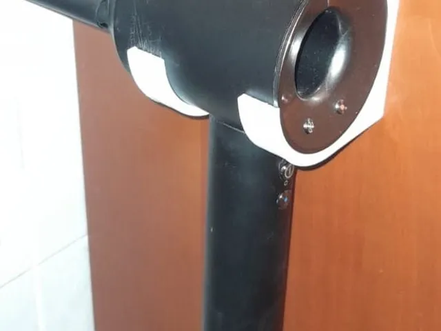 Dyson supersonic wall mount
