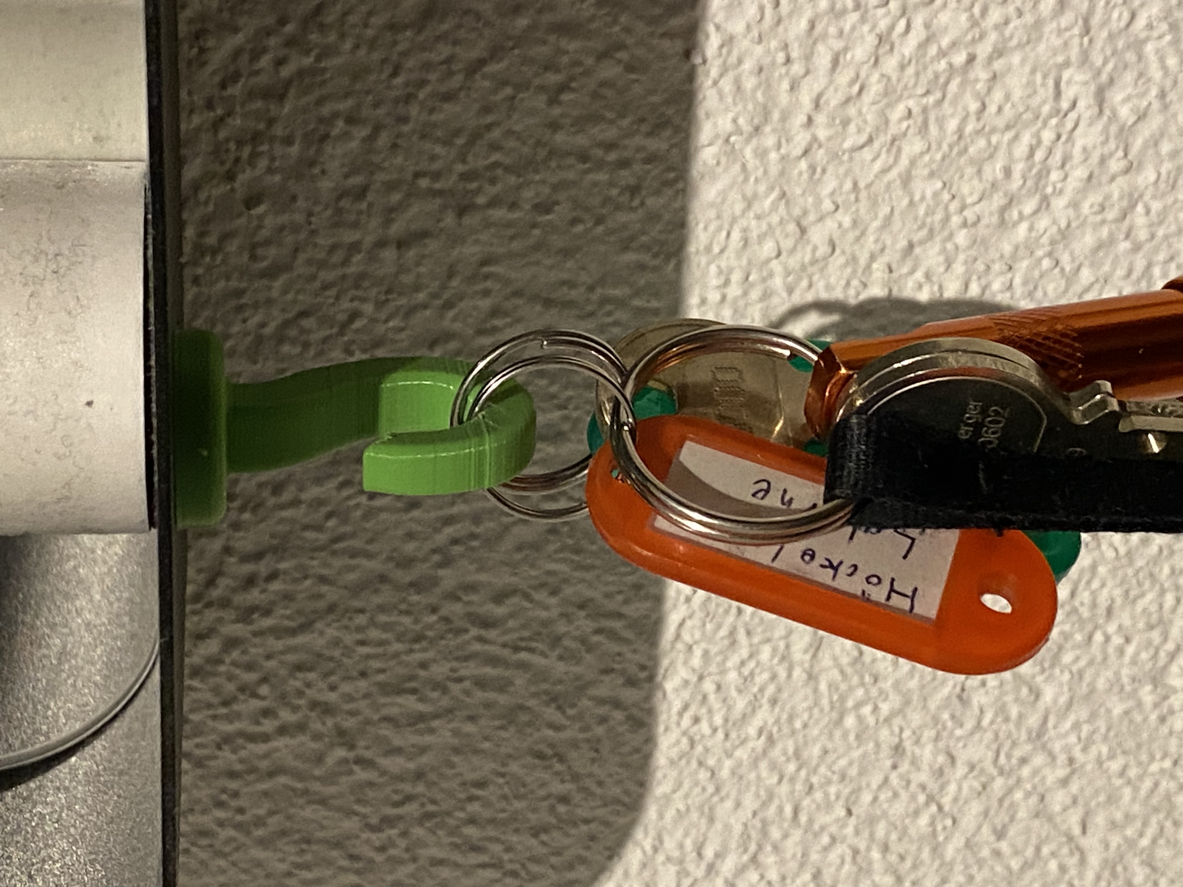 Hook with magnet |  Hacken mit Magnet