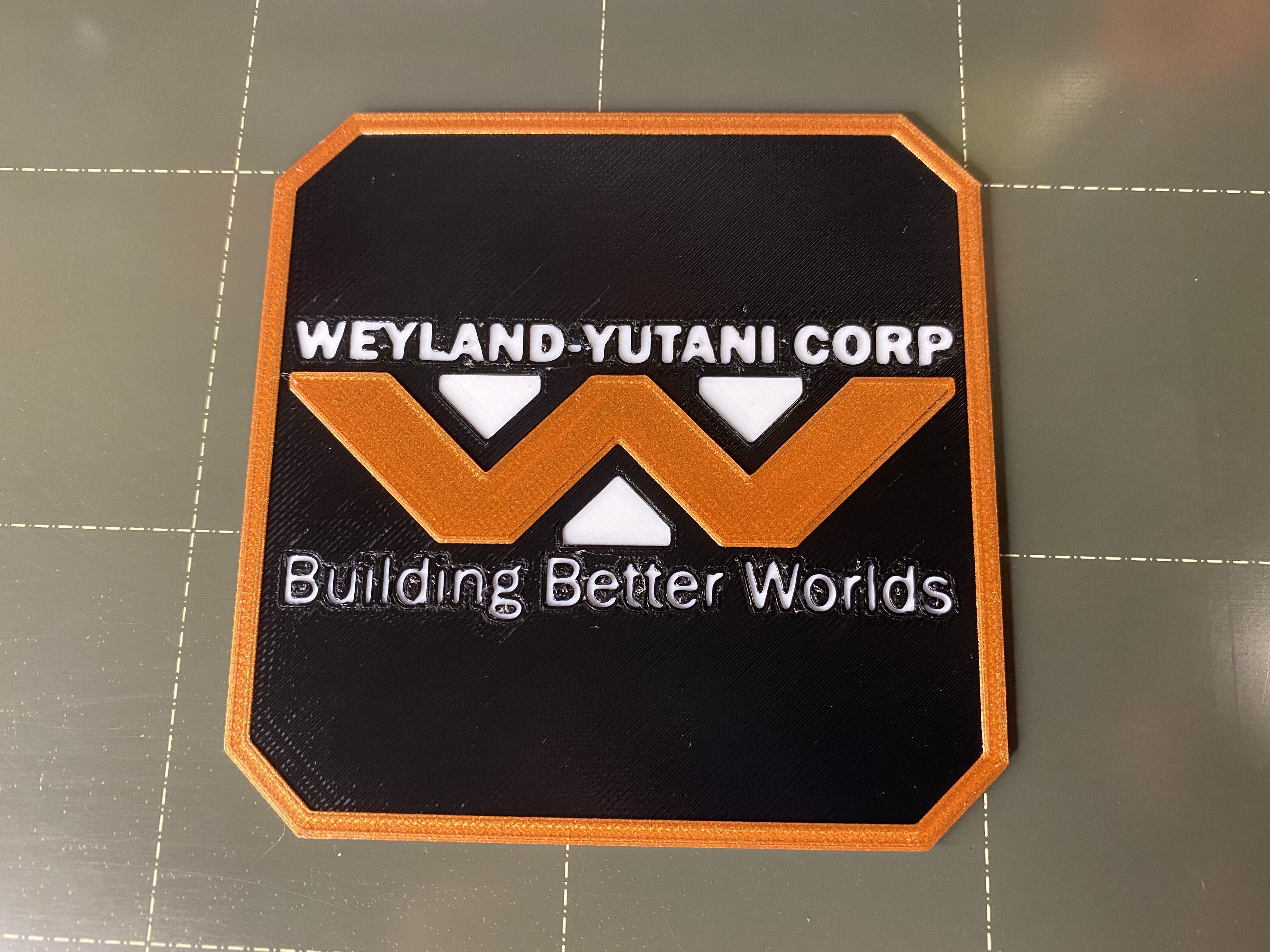 Aliens Weyland-Yutani Coaster