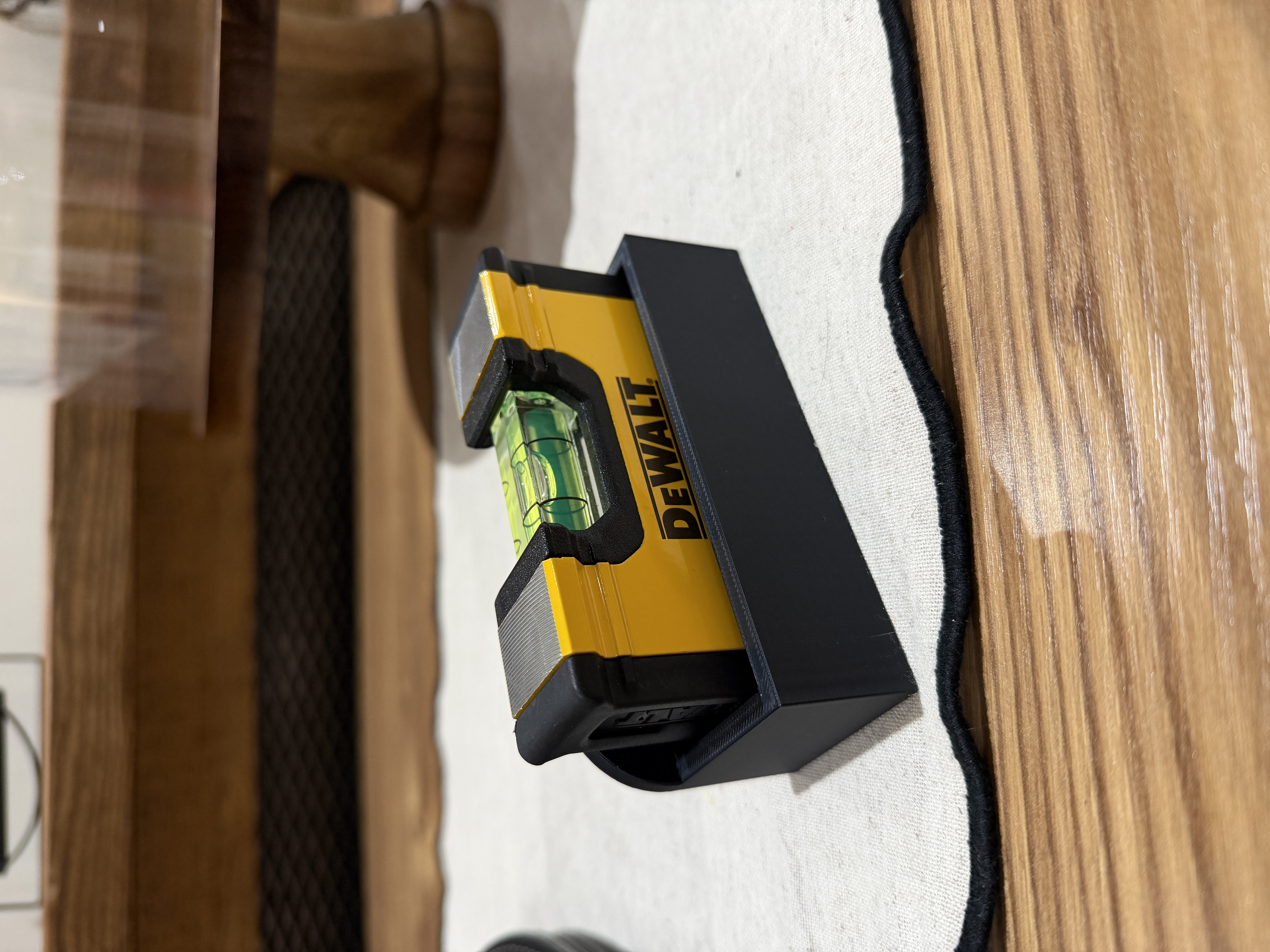 Mini Spirit Level Wall Mount 100mm / Tub