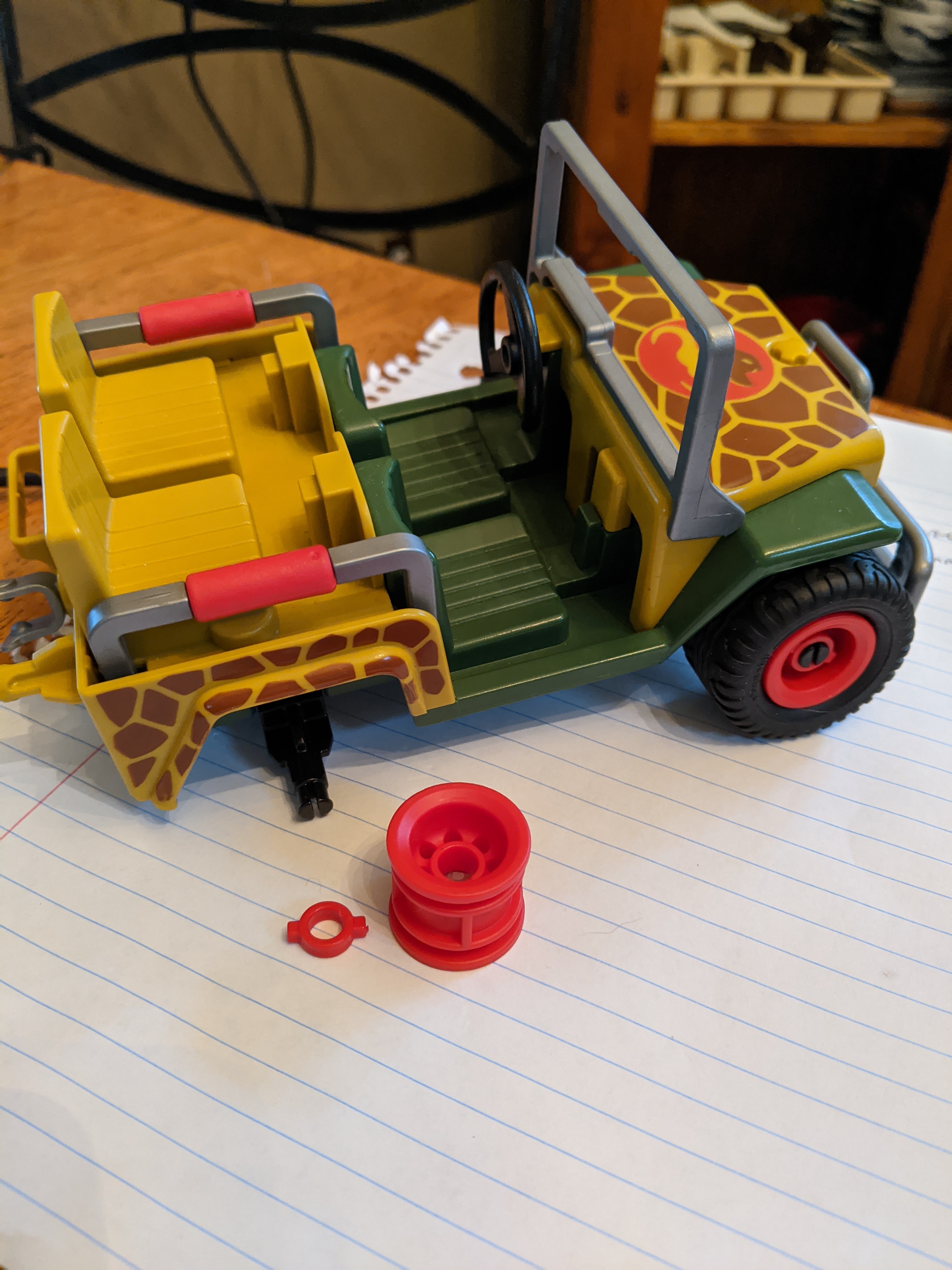 Playmobil Safari jeep wheel hub replacement