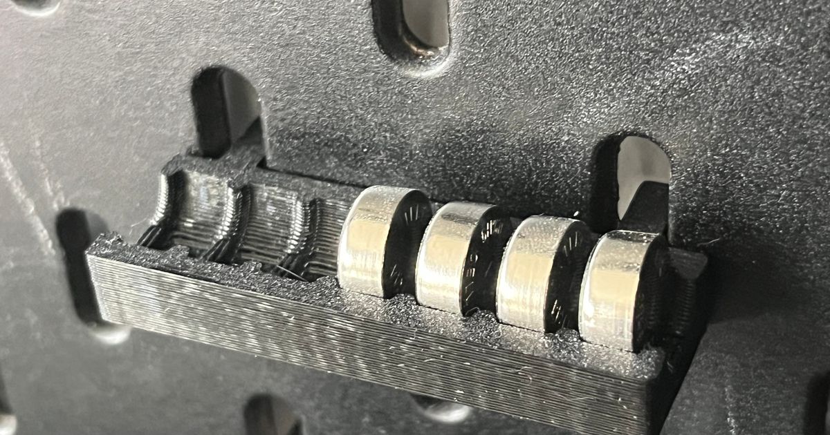 Skådis LR44 button cell battery holder by PaparazziN Download free