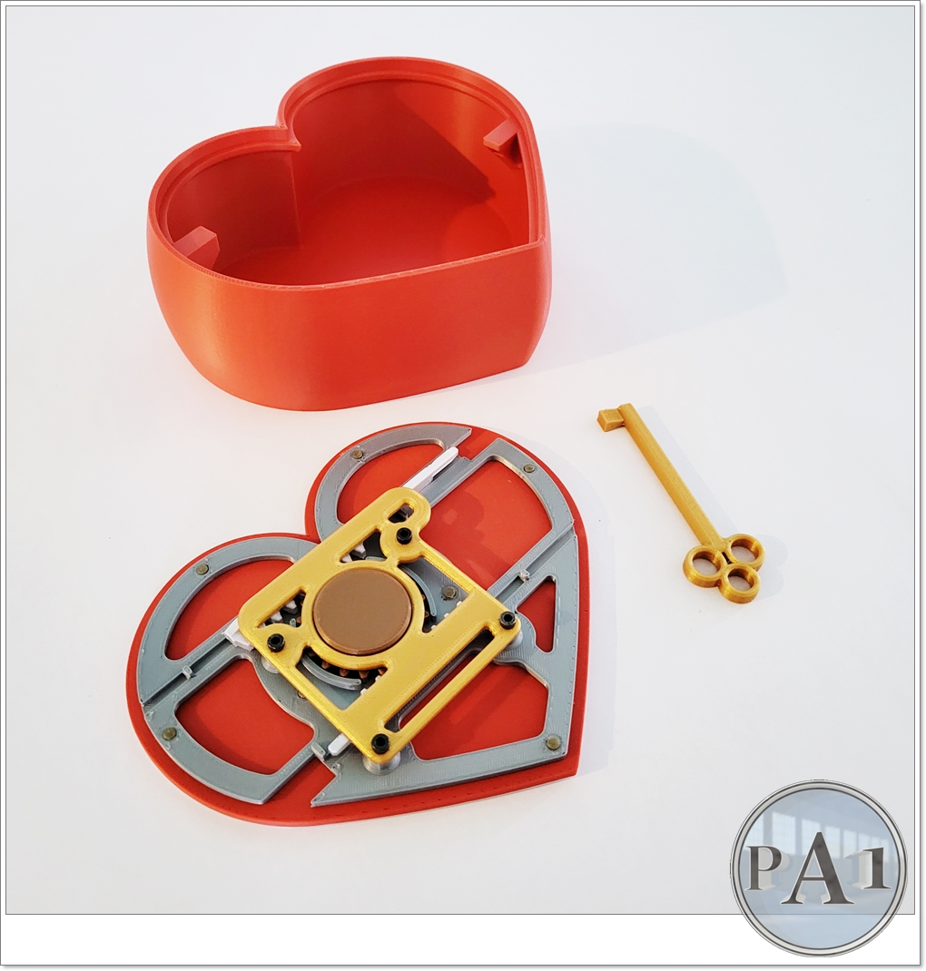 Miniatura 3 do modelo 3D LOCKABLE HEART SHAPED BOX