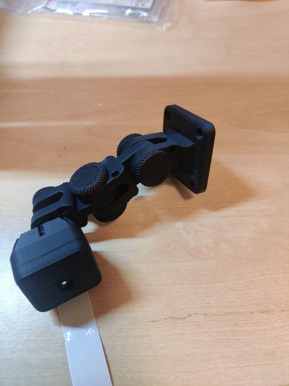 Articulating Raspberry Pi Camera QR Mount for Ender 3 v2 by nando