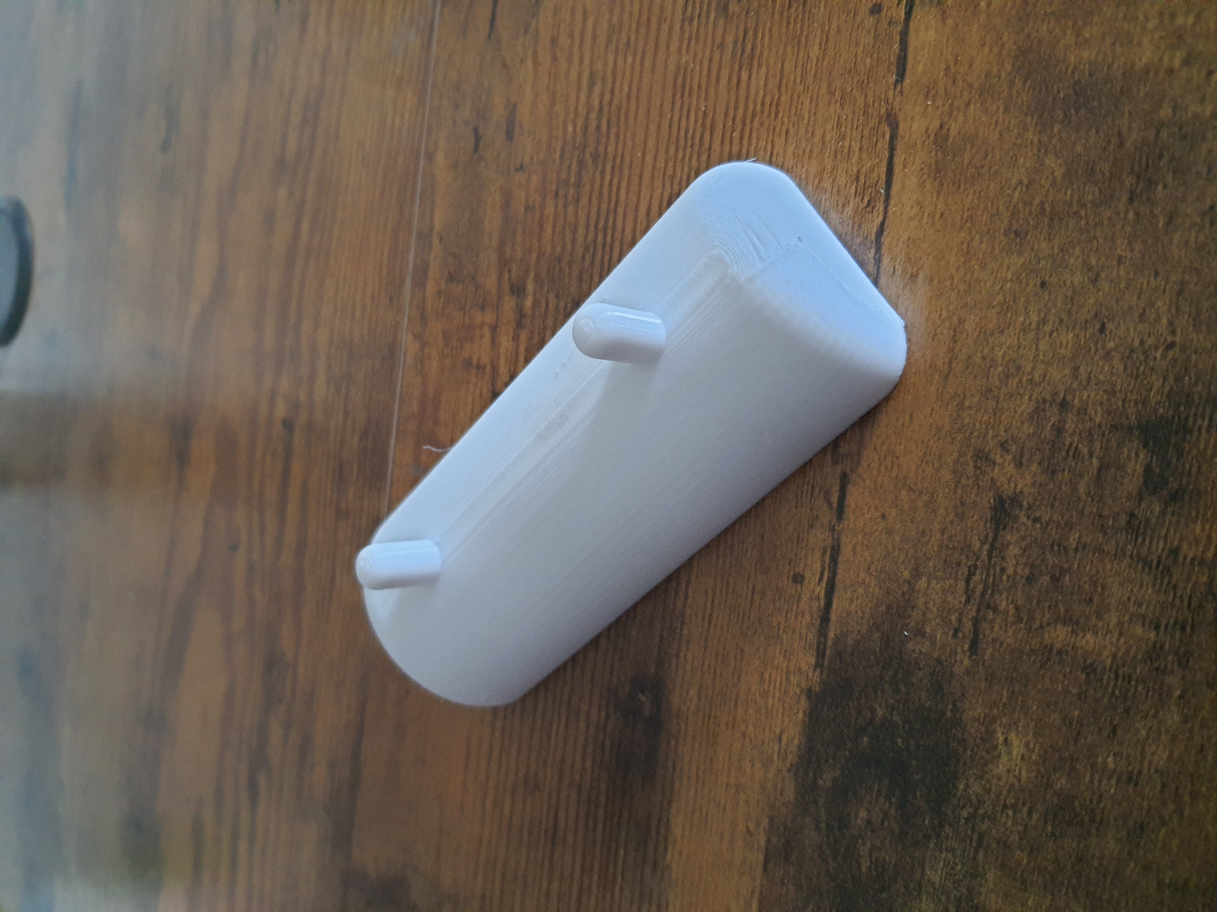 Center finder for sandpaper (ORBITAL SANDER)