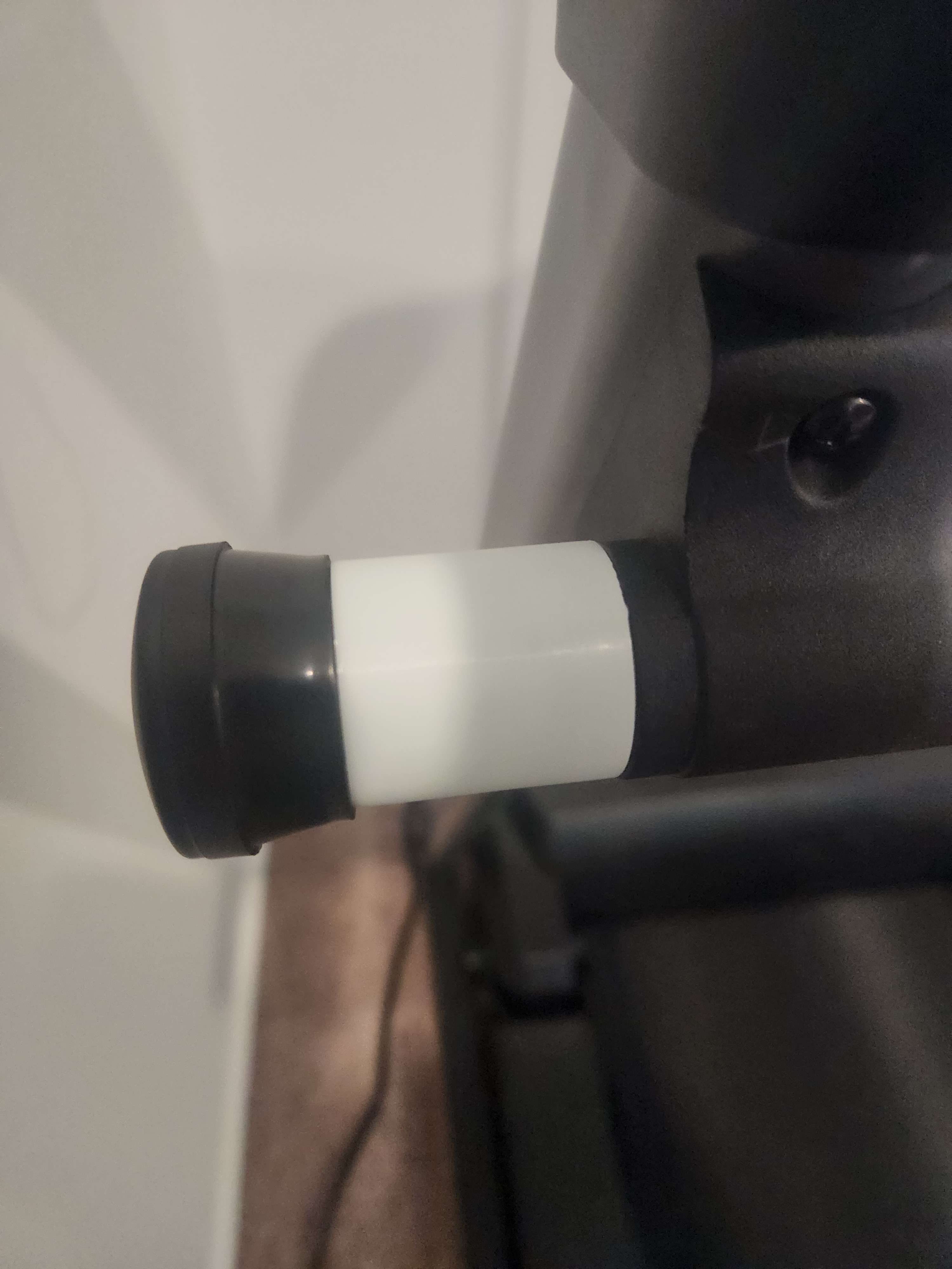 Foldable Treadmill Bolt Holder (Parametric) — miniatura 3