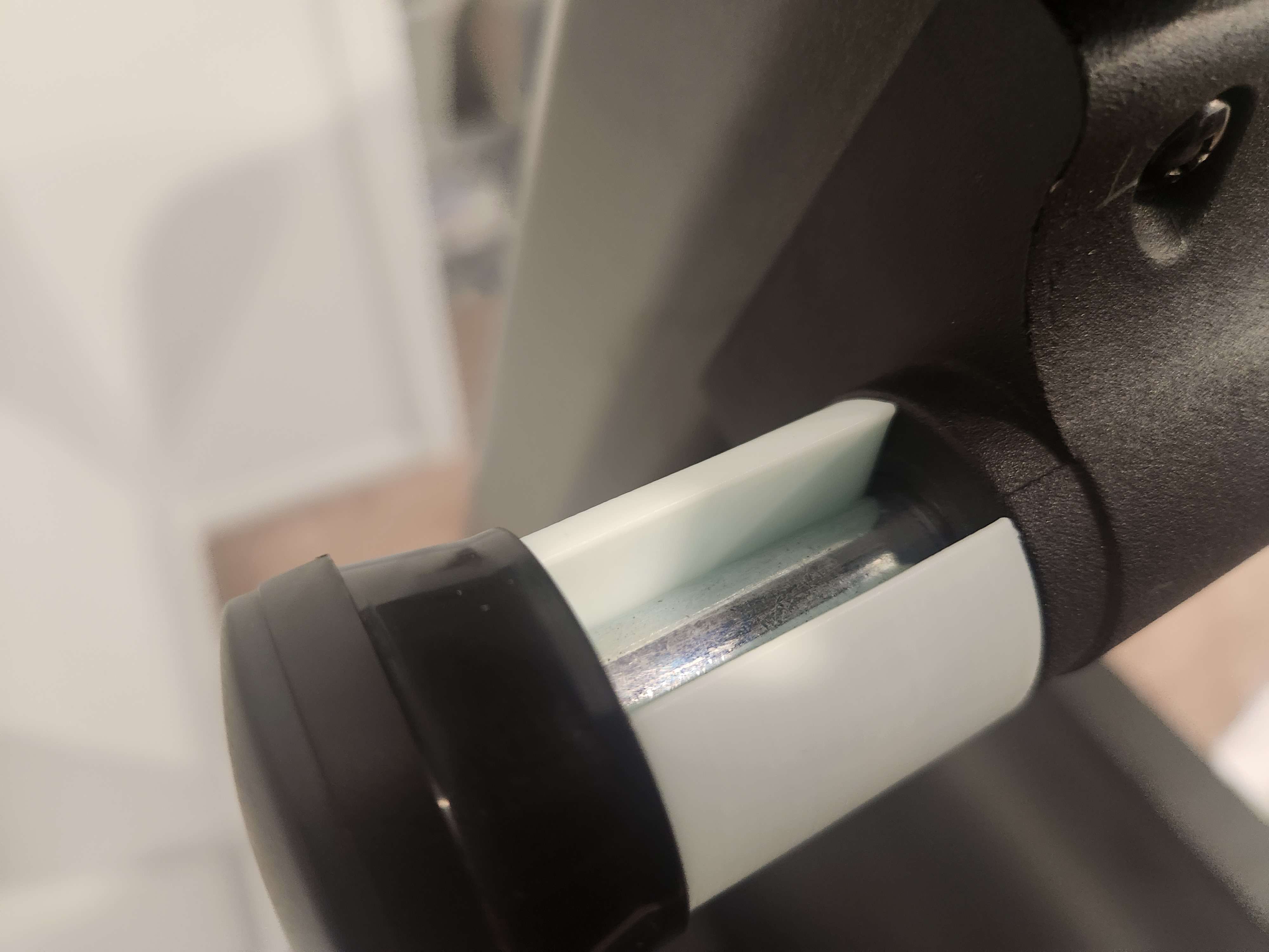 Foldable Treadmill Bolt Holder (Parametric) — miniatura 2