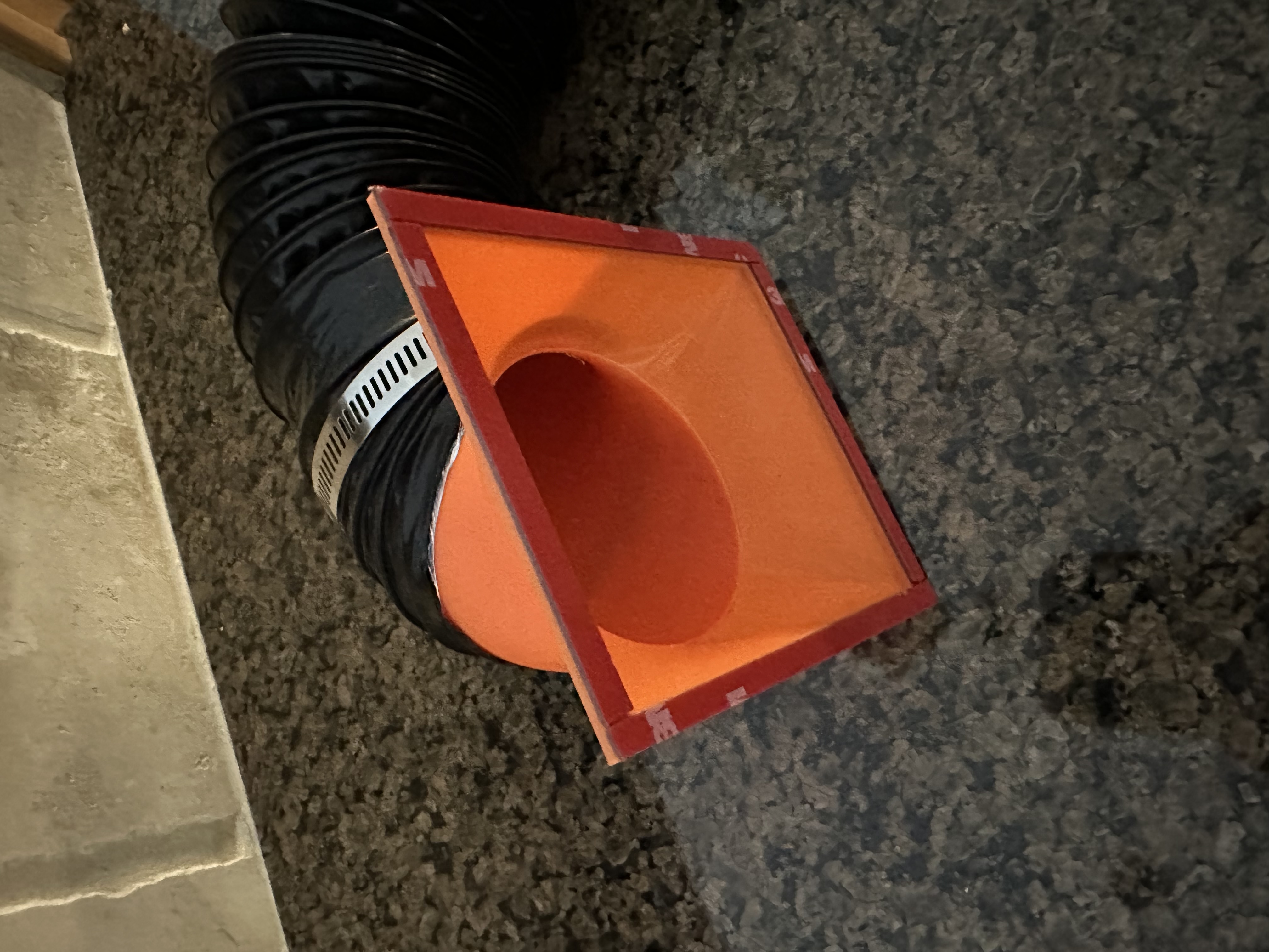 90º Exhaust Fan Elbow for Bambu Lab X1 or X1C by RaychMakes Download