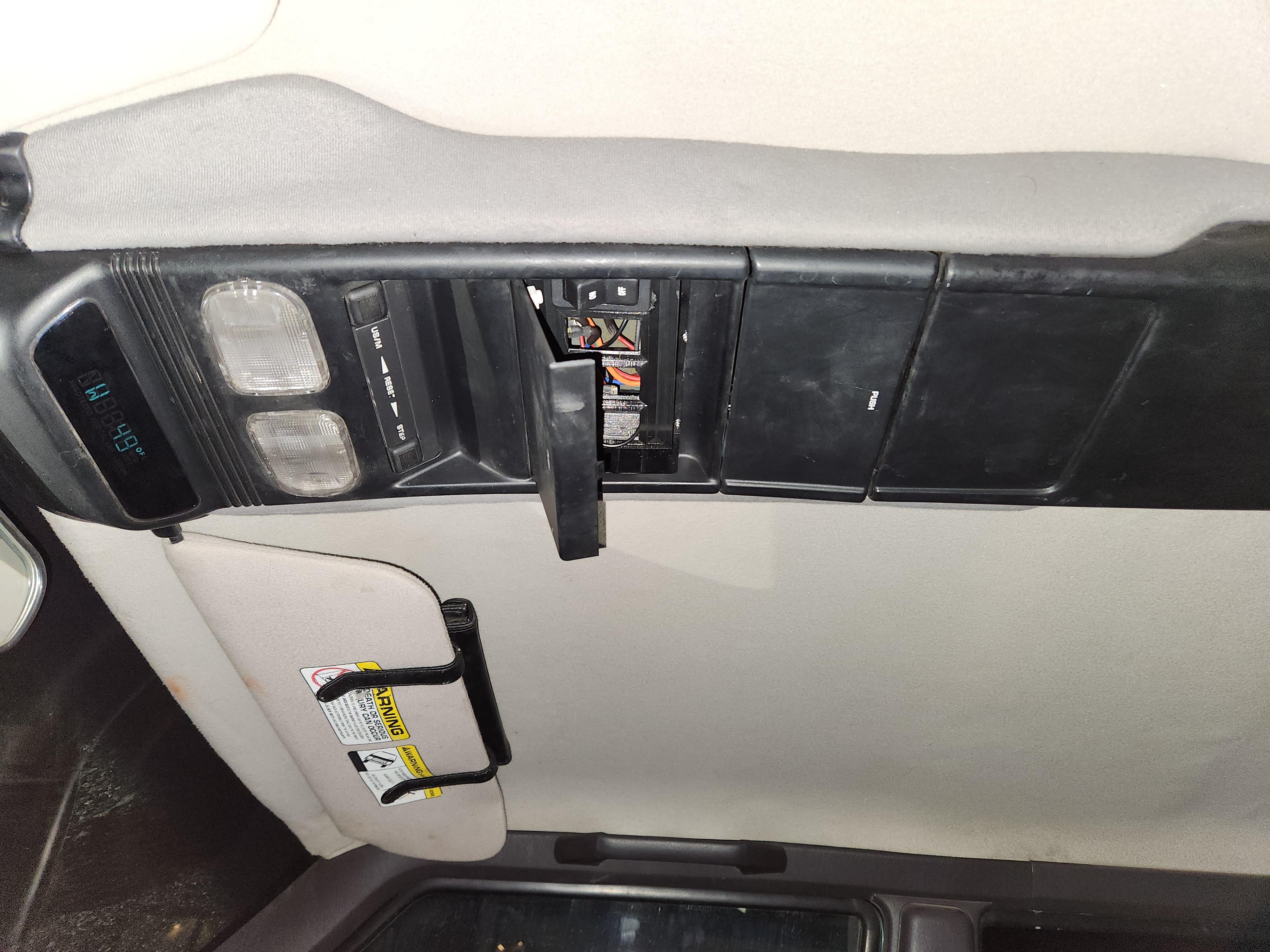 Miniatura 2 do modelo 3D Jeep XJ switch panel