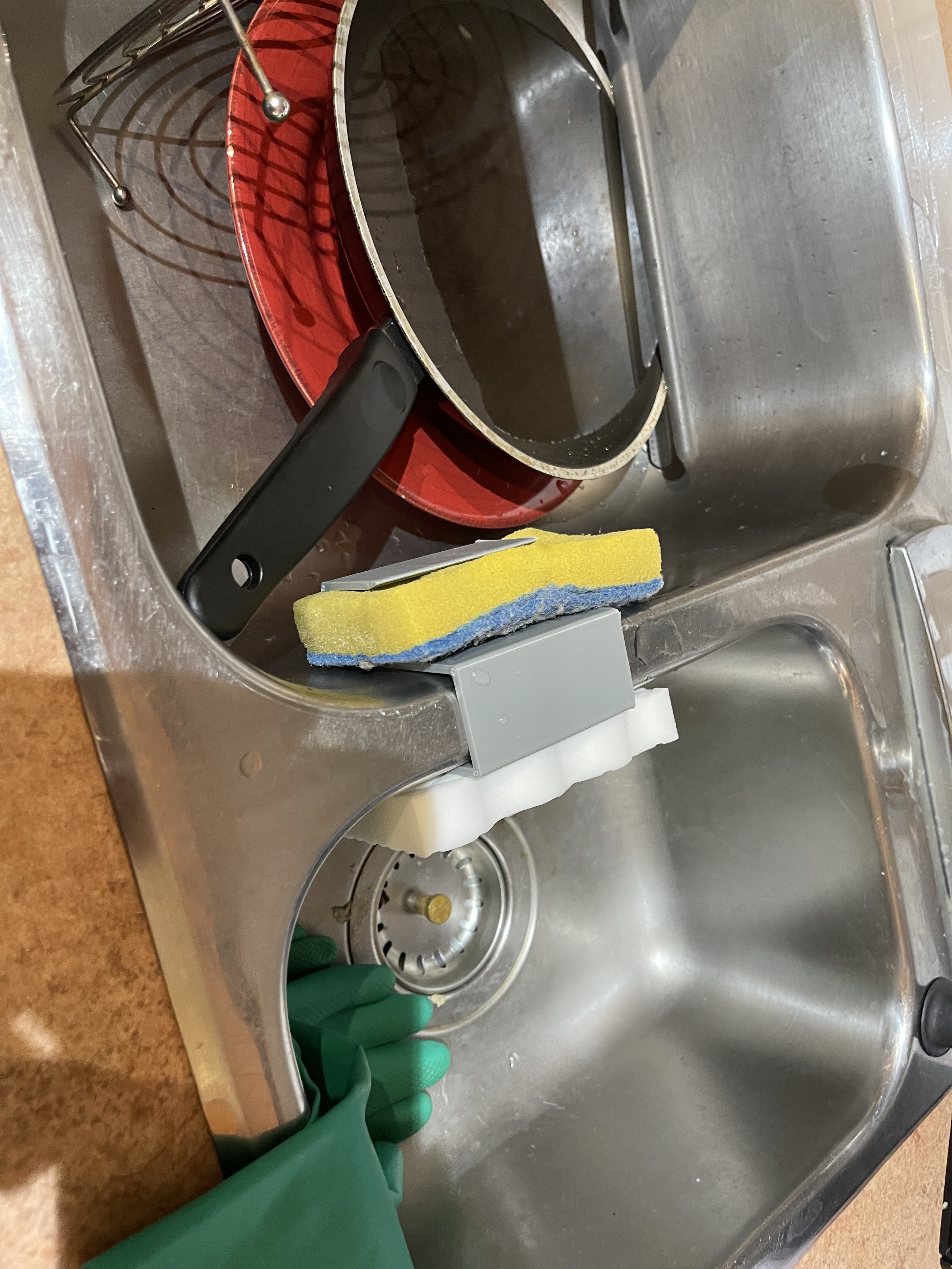 Sponge and steel wool holder