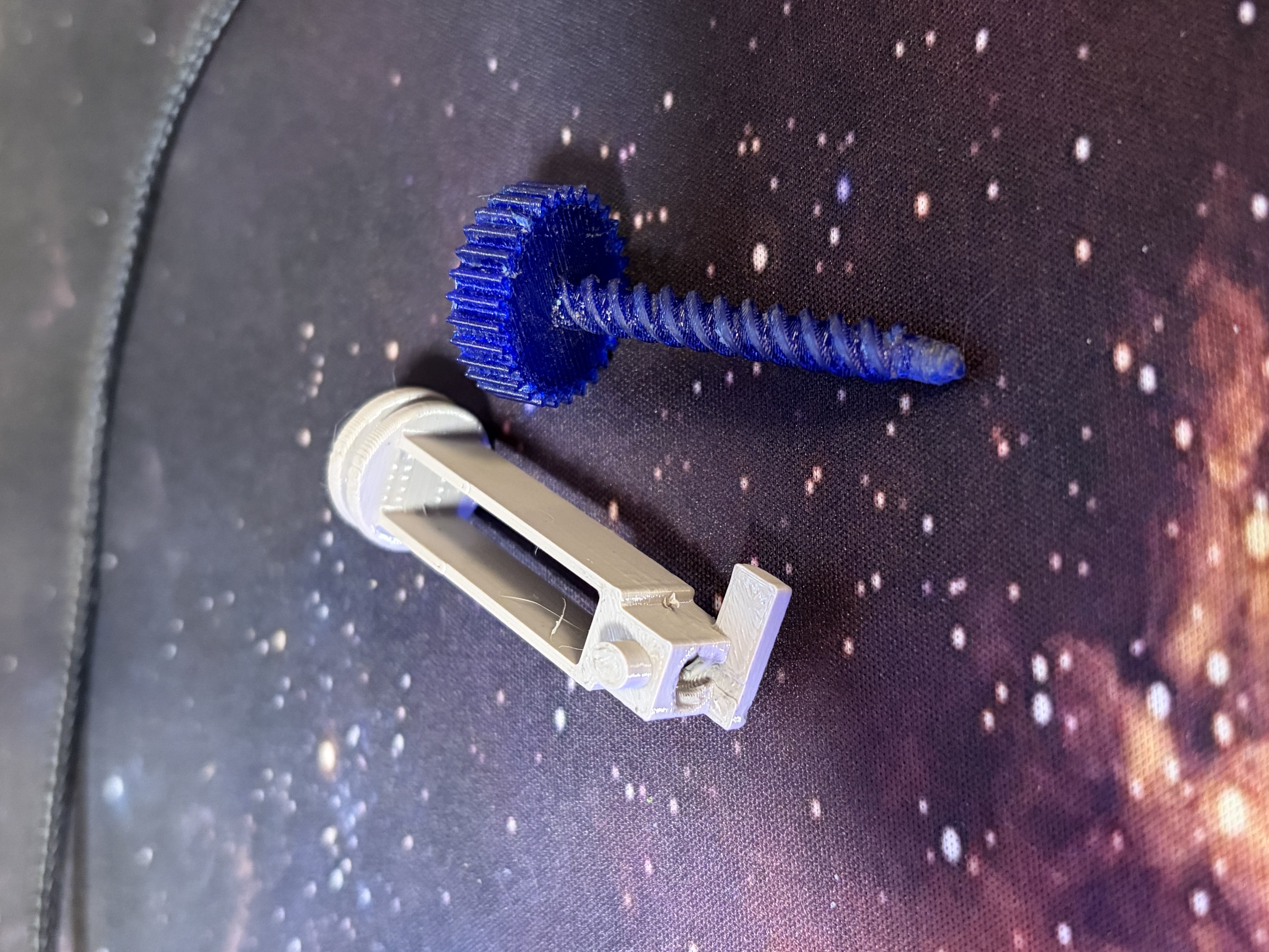 Tacoma Bed Lock Gears
