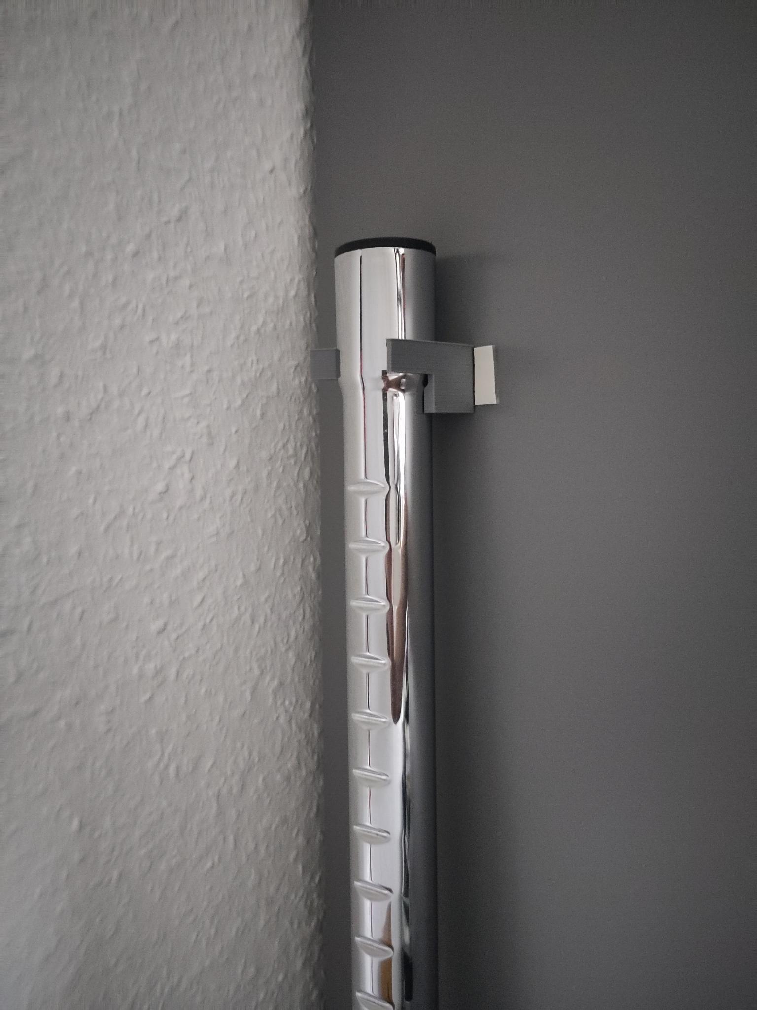 Holder for vacuum cleaner pipe 32 mm by Lord Sexy Download free STL