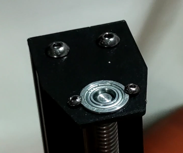 Kingroon KP3S pro V2 Z axis stabilizer.