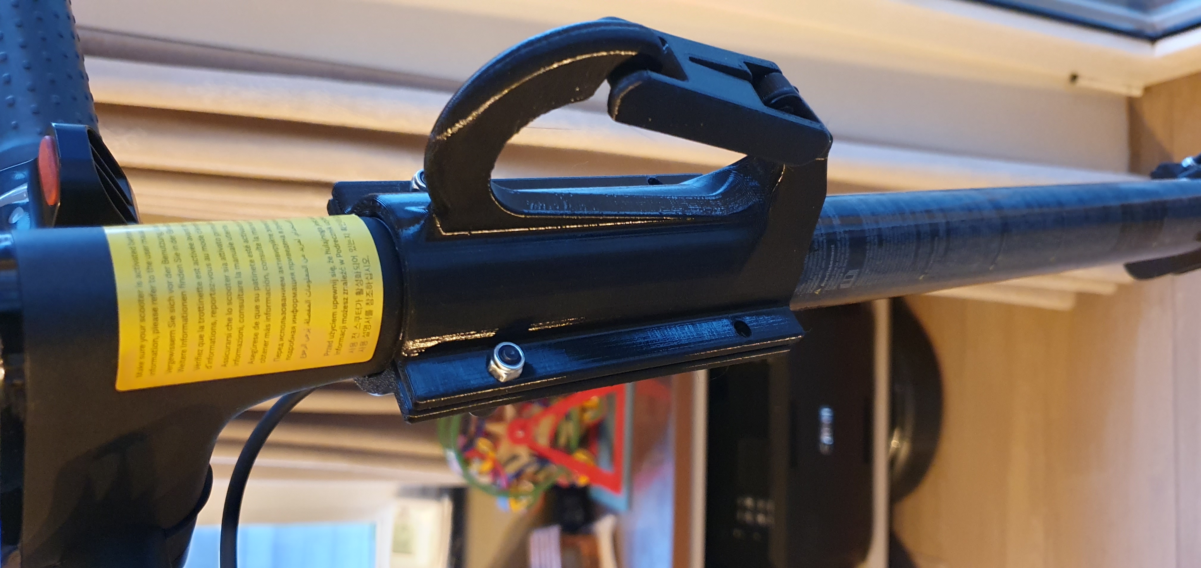 xiaomi scooter (pro 2) bag hook V2 (carabine) and bungee cord hook