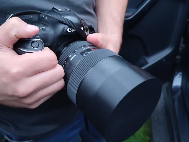 SIGMA 14-24MM F/2.8 DG HSM ART CANON lens cap
