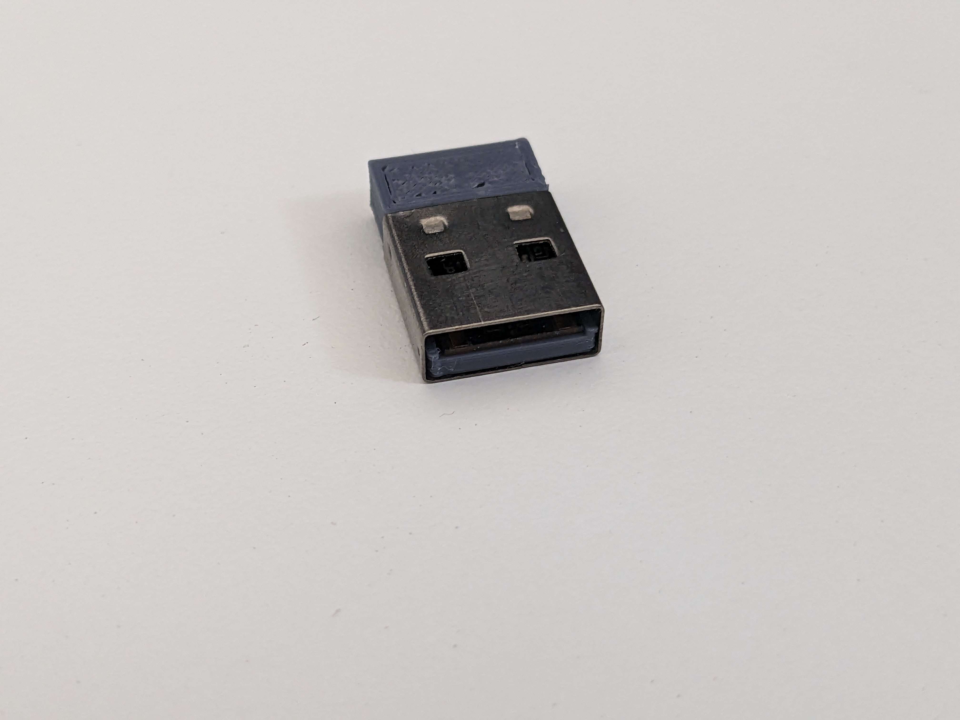 Razer 2.4ghz dongle shroud replacement (Works on the Basilisk X Hyperspeed)