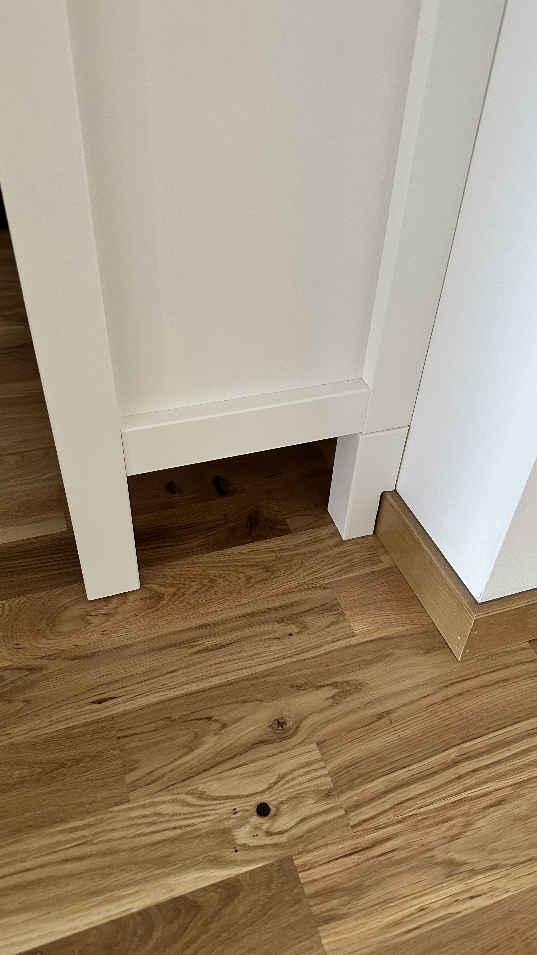 Ikea hemnes shoerack back legs