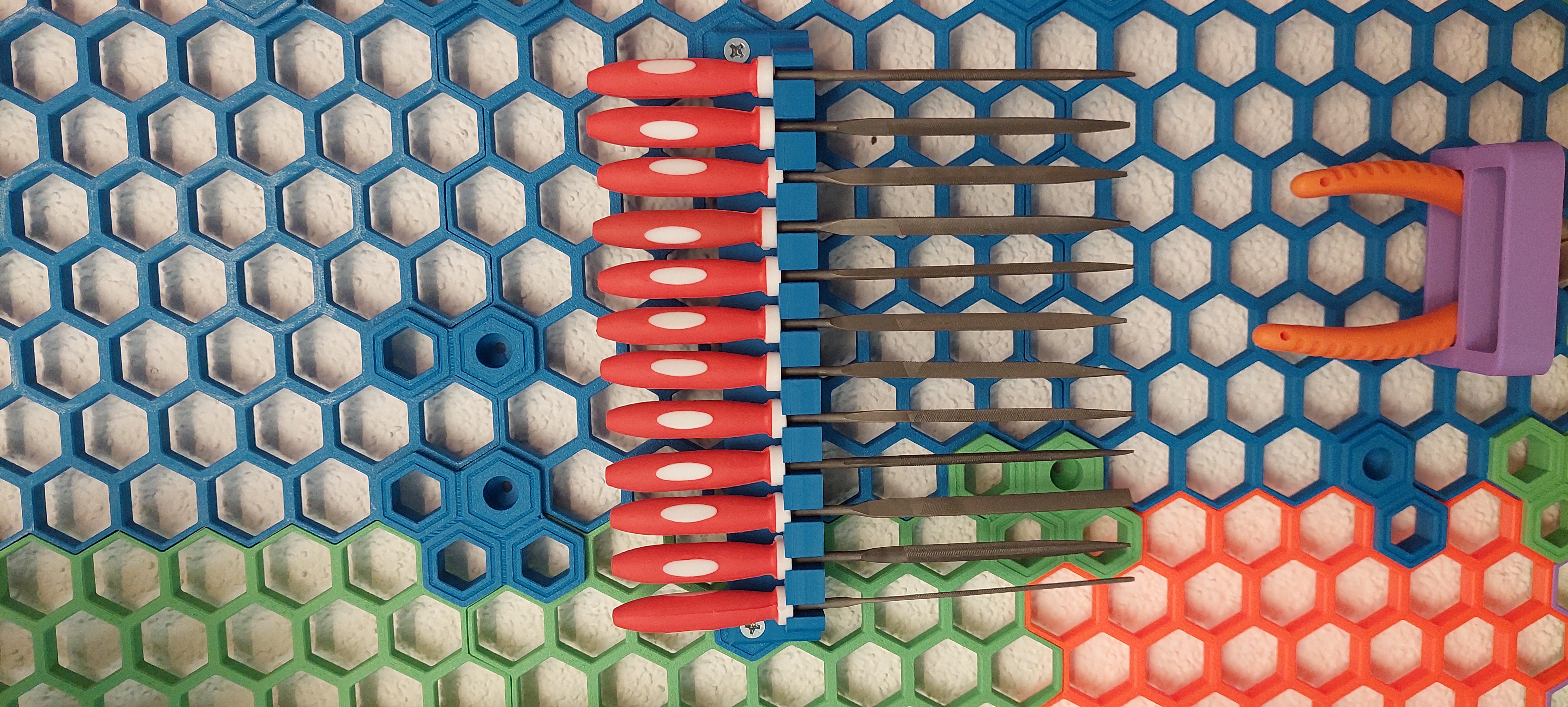 Honeycombwall File Holder