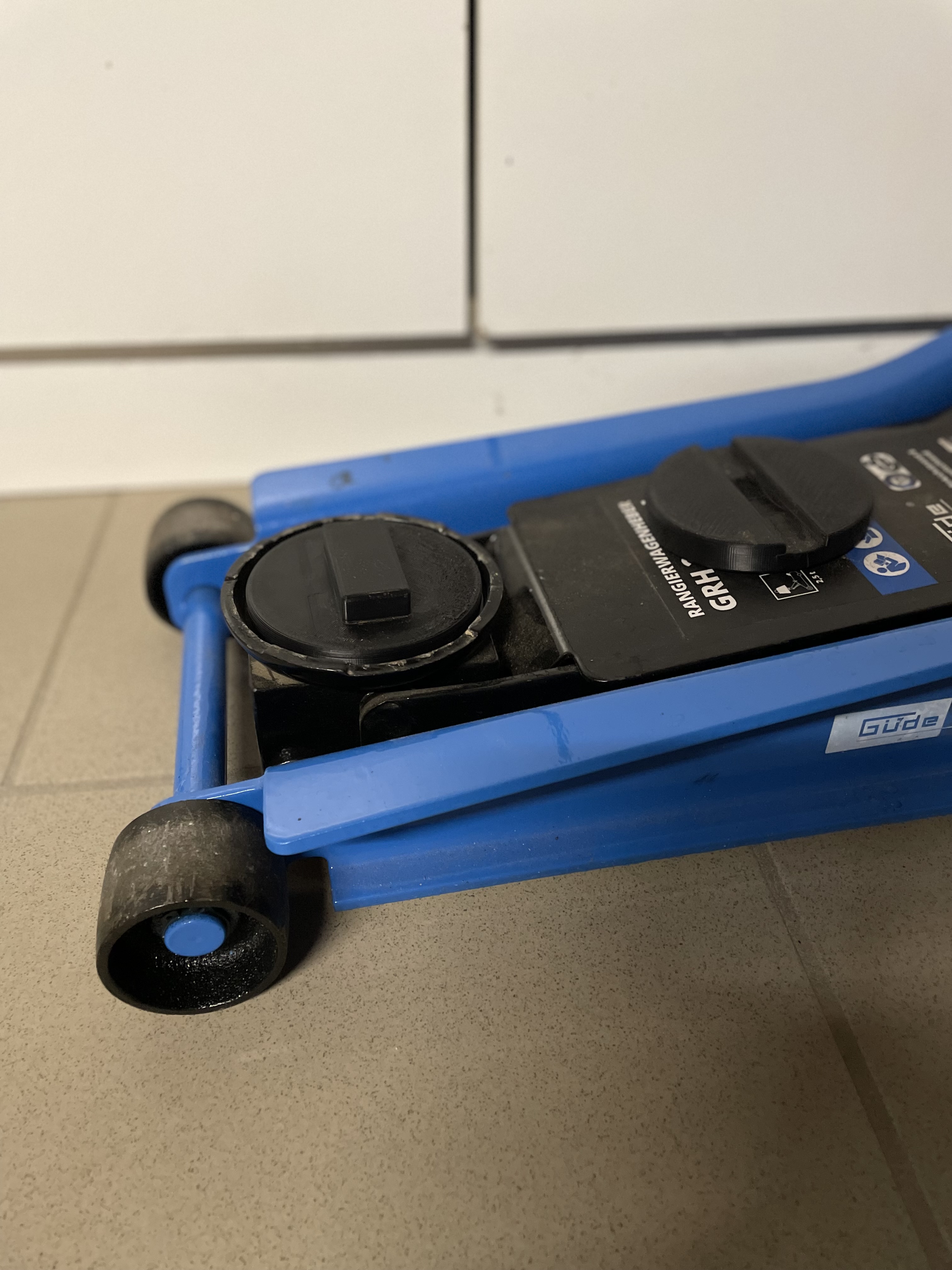 Adapter für Güde Wagenheber Grh 2,5T Modell 18033