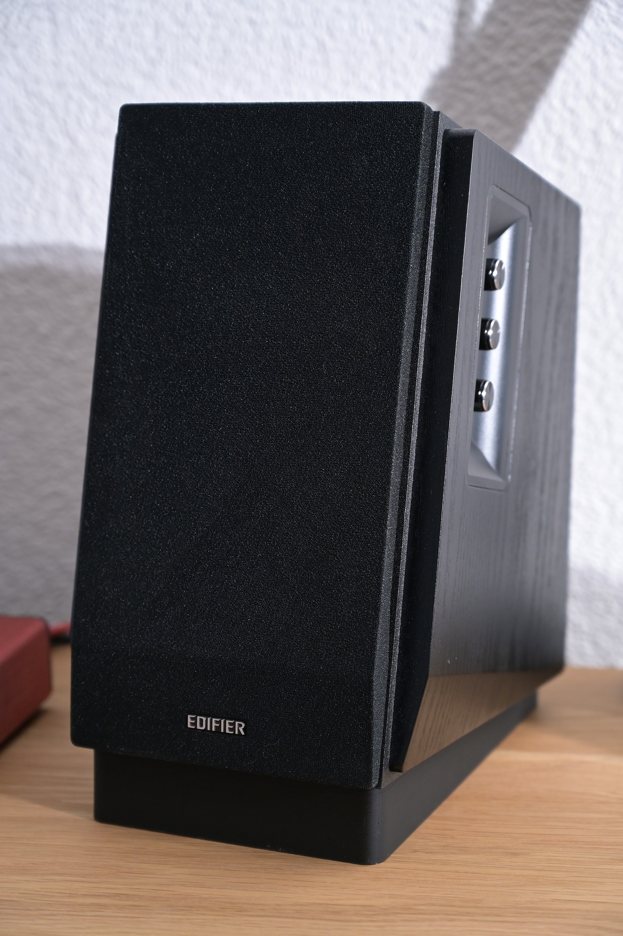 Speaker Stand for Edifier R1700(BT) by Bubbleology Download free STL