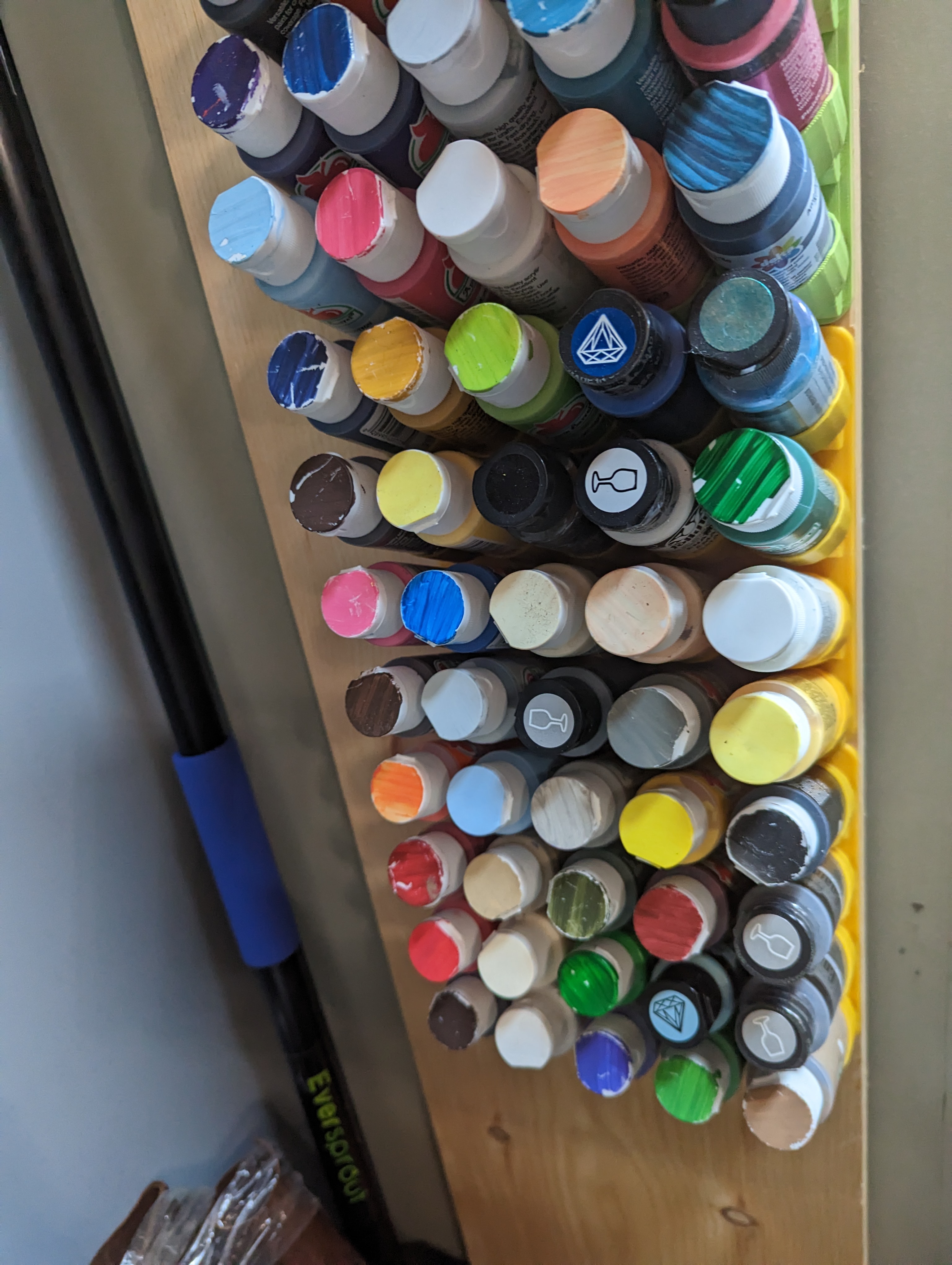 Craft Paint Holder