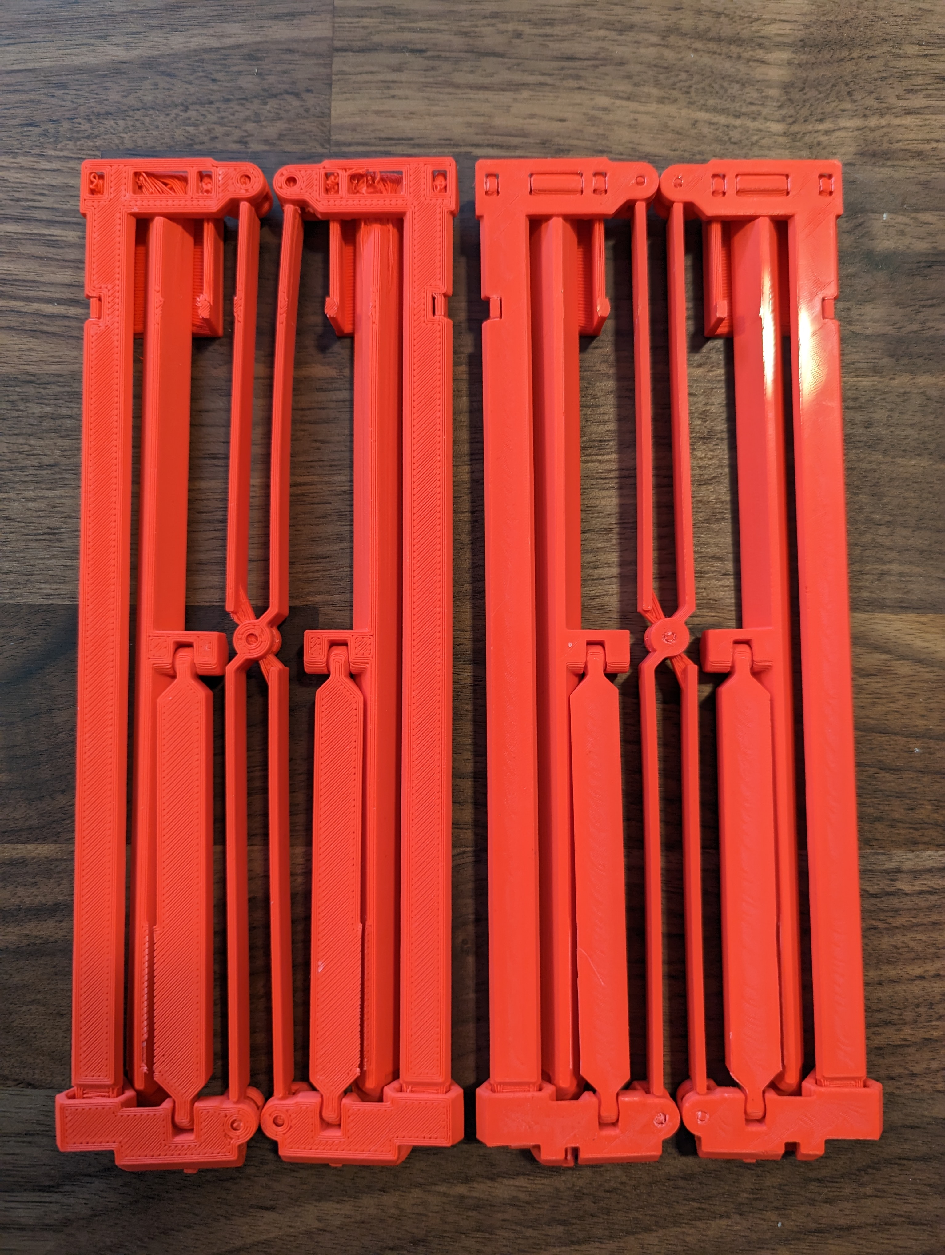 Print-In-Place Folding Laptop Stand (Easier print remix)