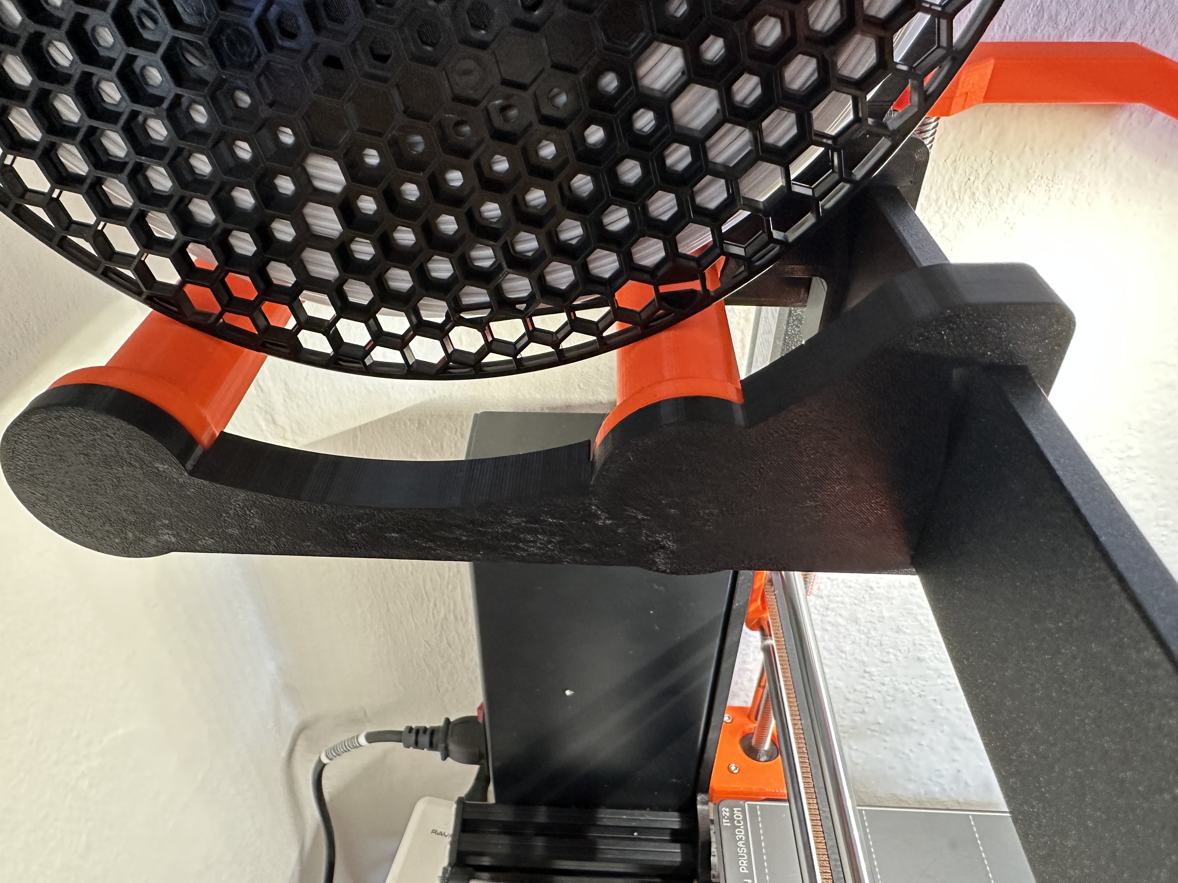 Low profile spool holder for prusa