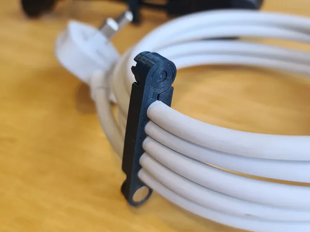 Magnetic Cable Clip