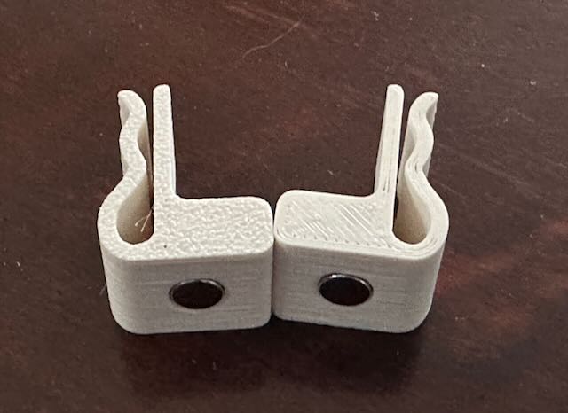 Magnetic curtain connector clip for 6x3mm magnet