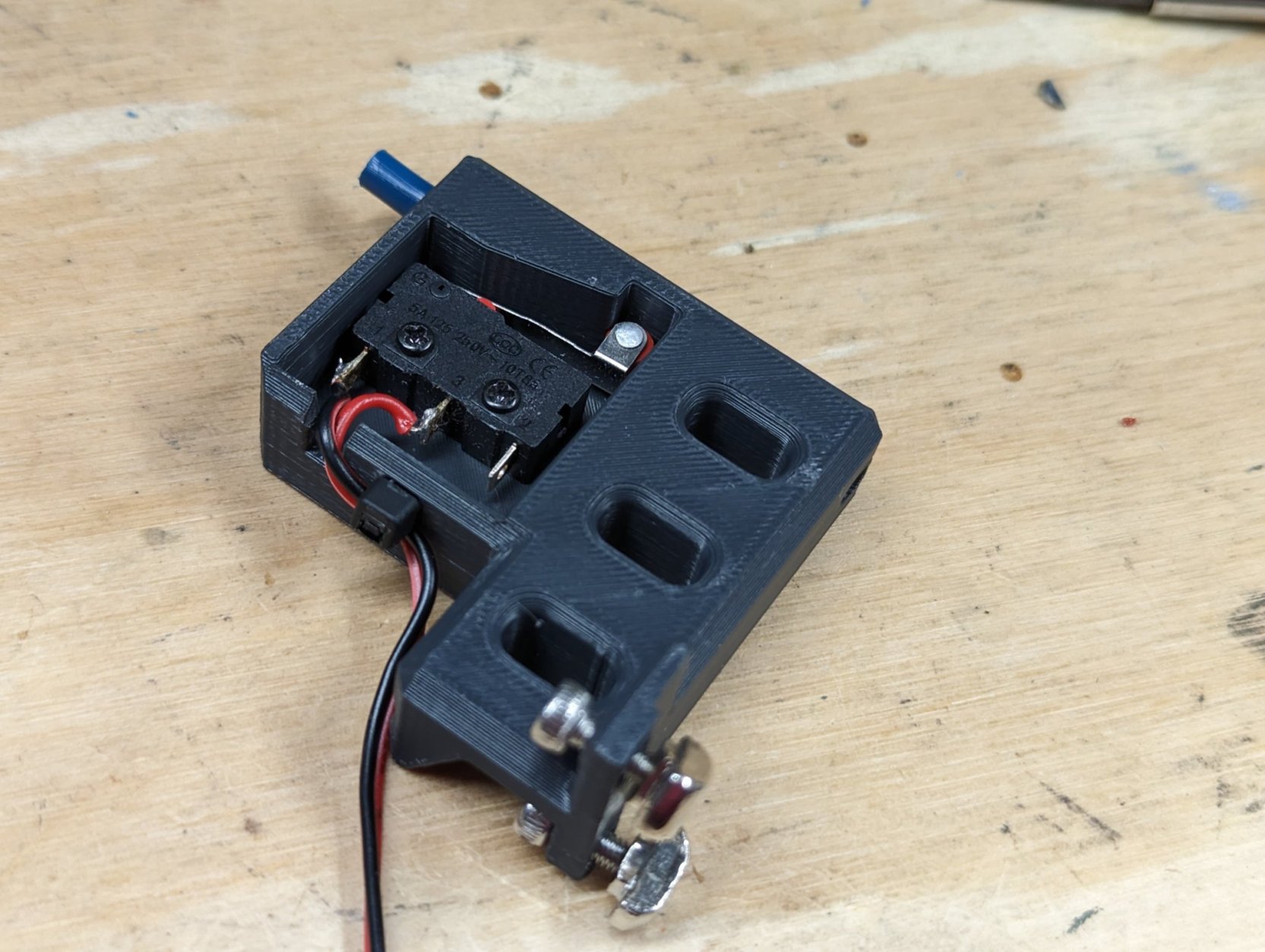 Top Mount Filament Runout Sensor for Voron V2/Trident by Jeff