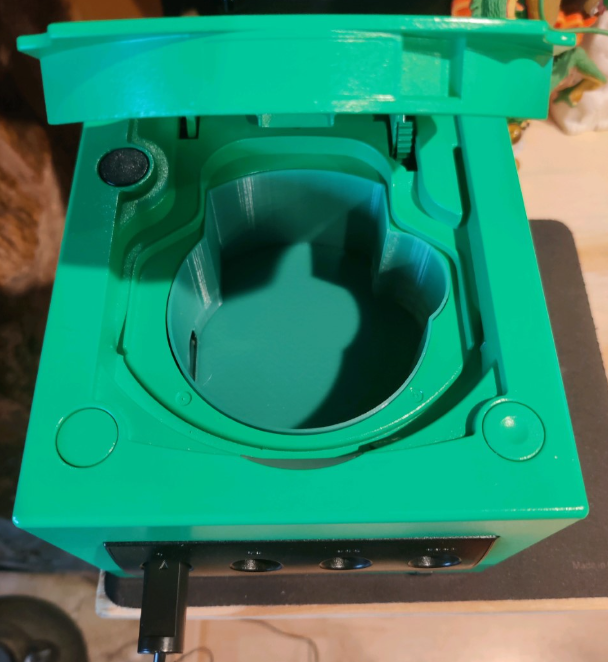 Miniatura 2 do modelo 3D GameCube PicoBucket