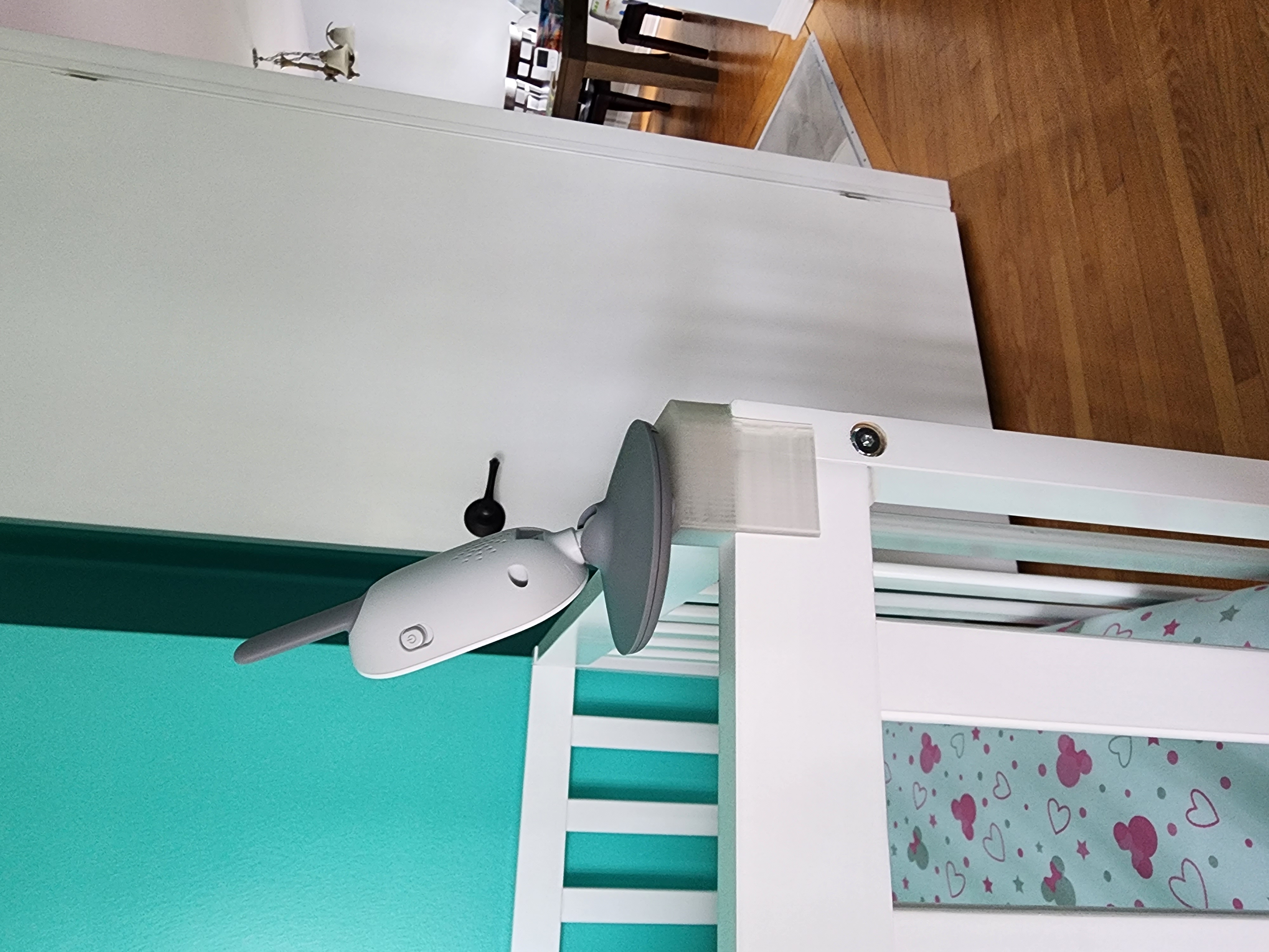 Philips Avent baby monitor bracket for crib