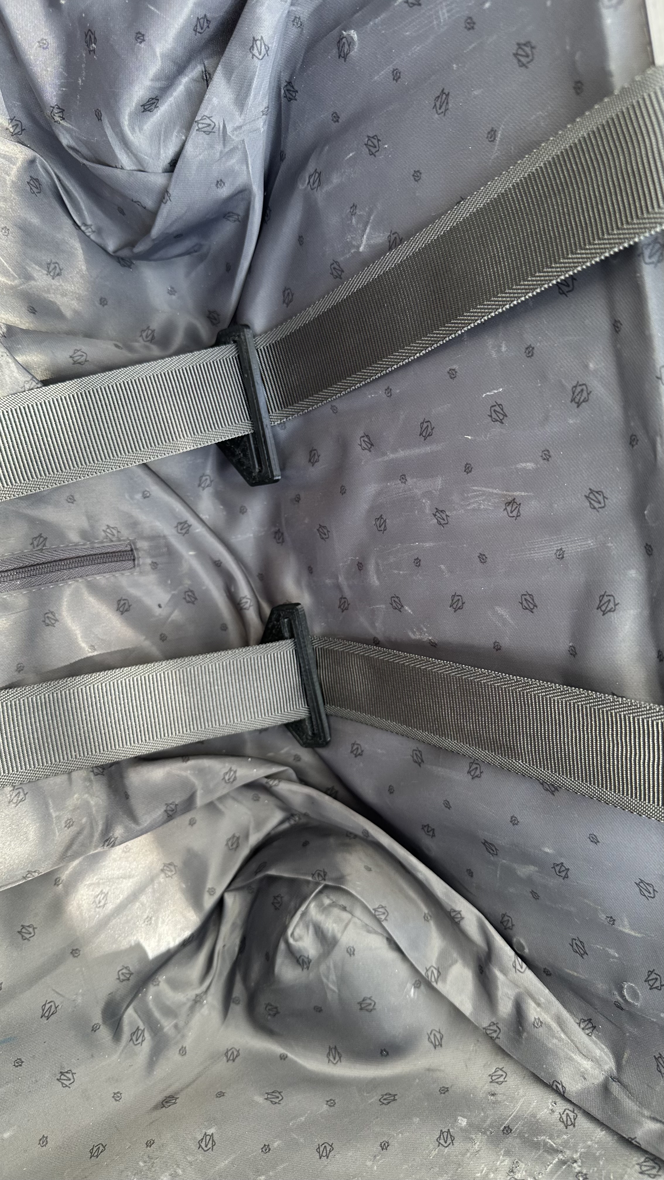 Rimowa compression strap mounting loop replacement — thumbnail 3