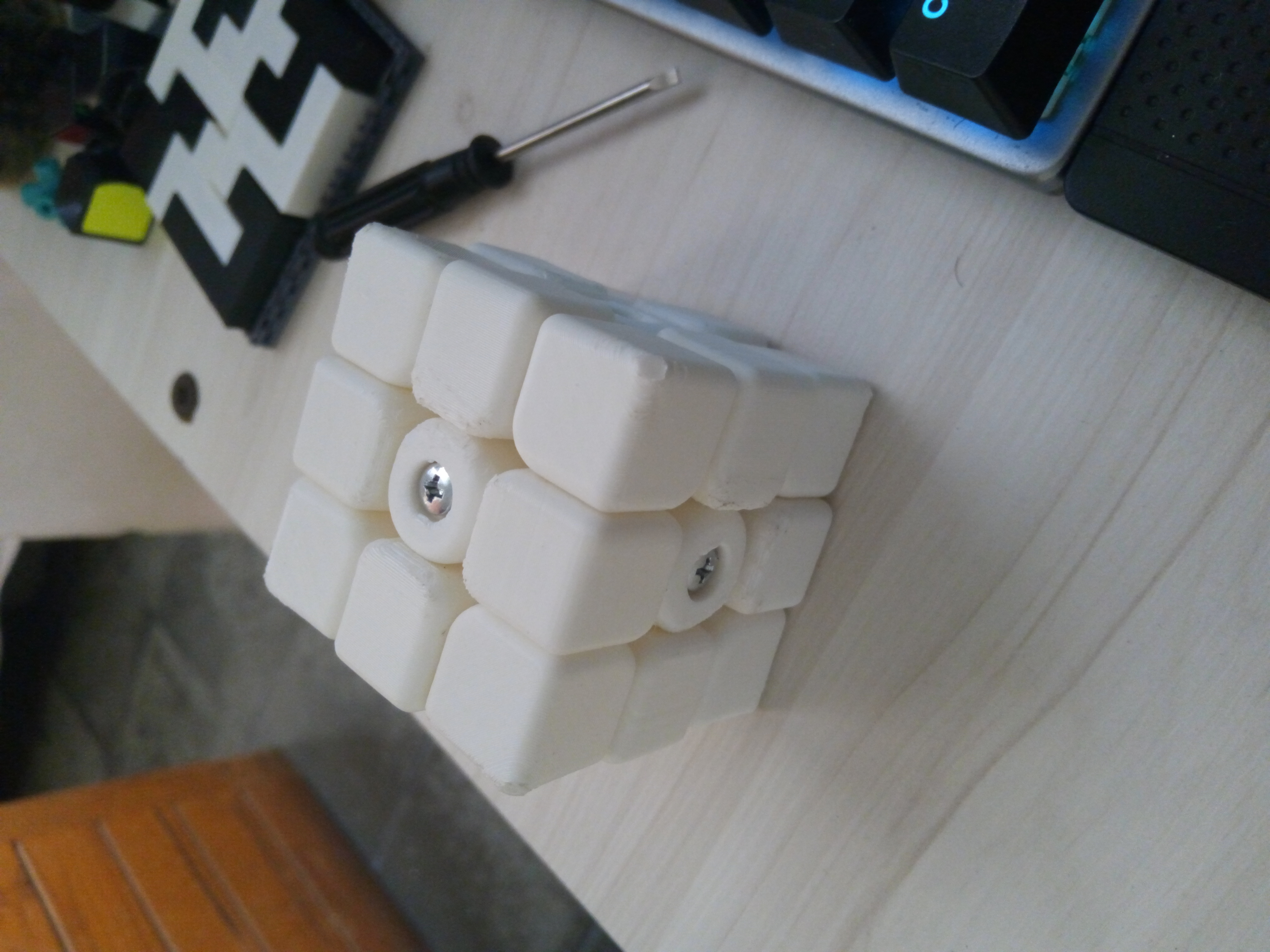 Magic Cube, fast spin + corner cutting