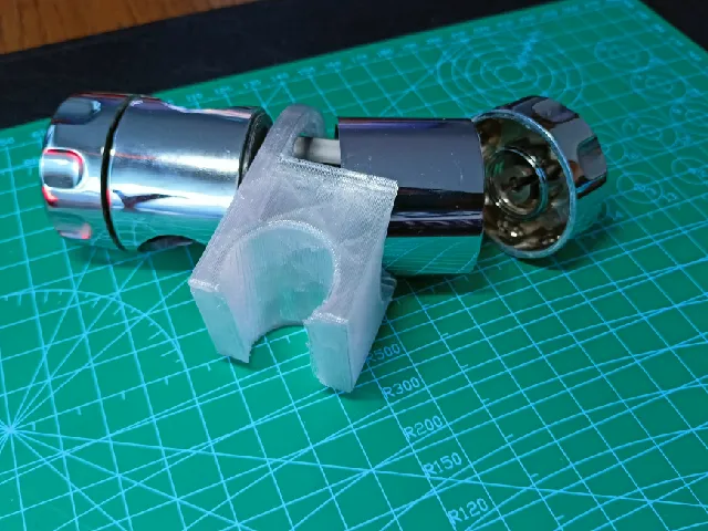 Shower head hanger