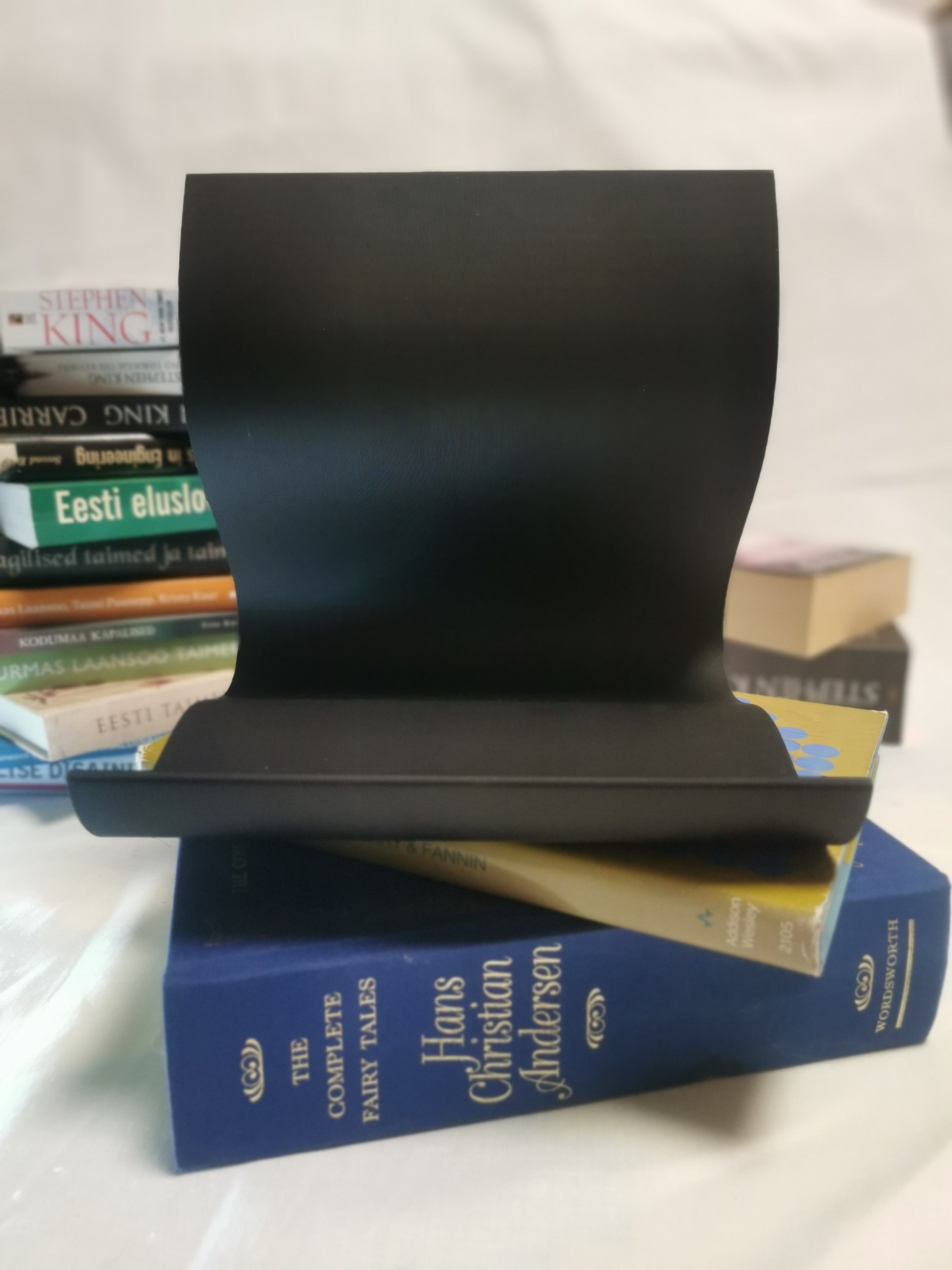 Miniatura 2 do modelo 3D Book Stand "Wave"