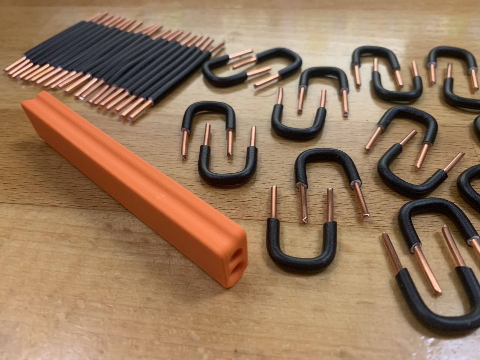 U wire bending tools