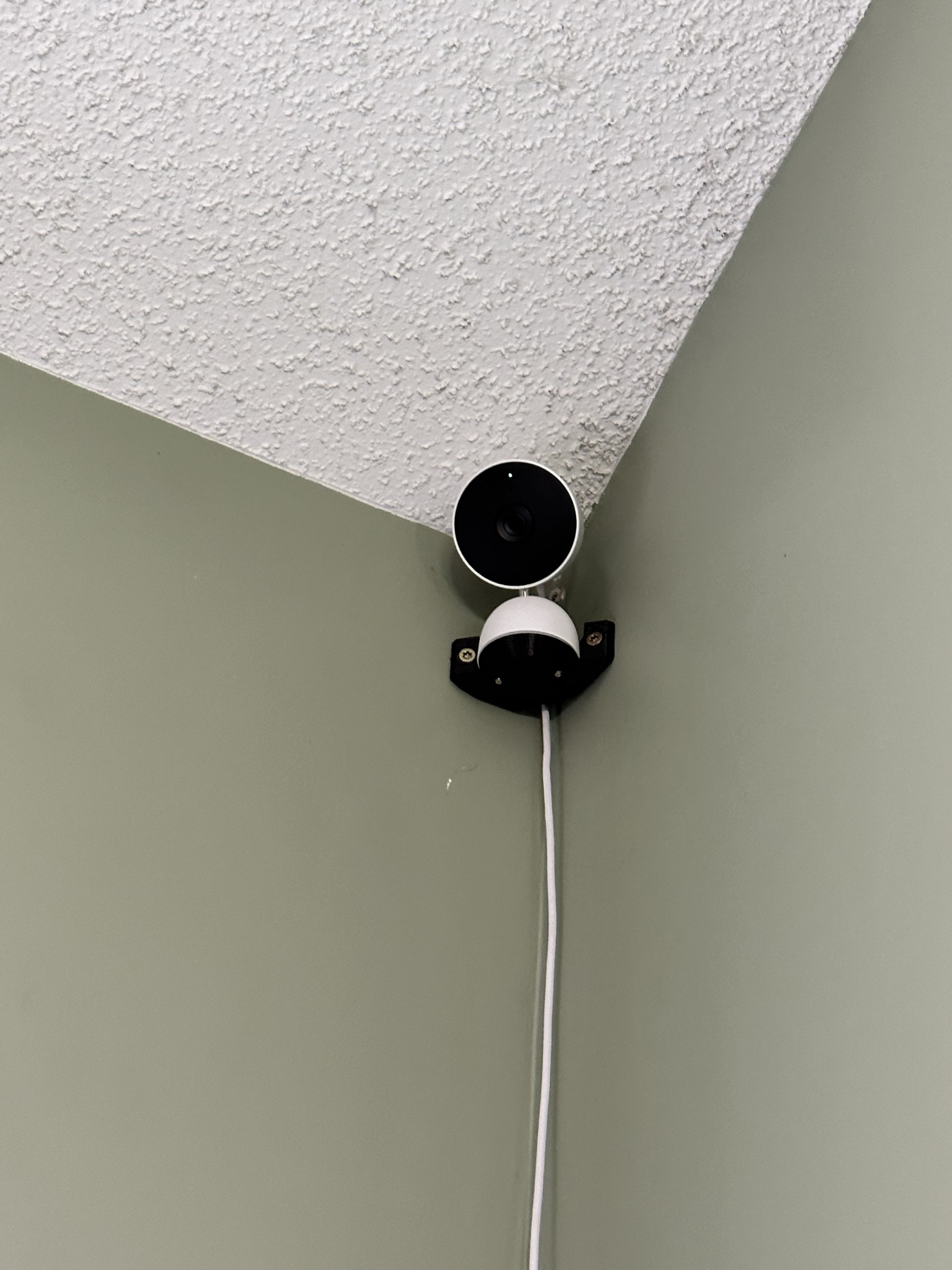 Indoor Nest Cam Corner Mount
