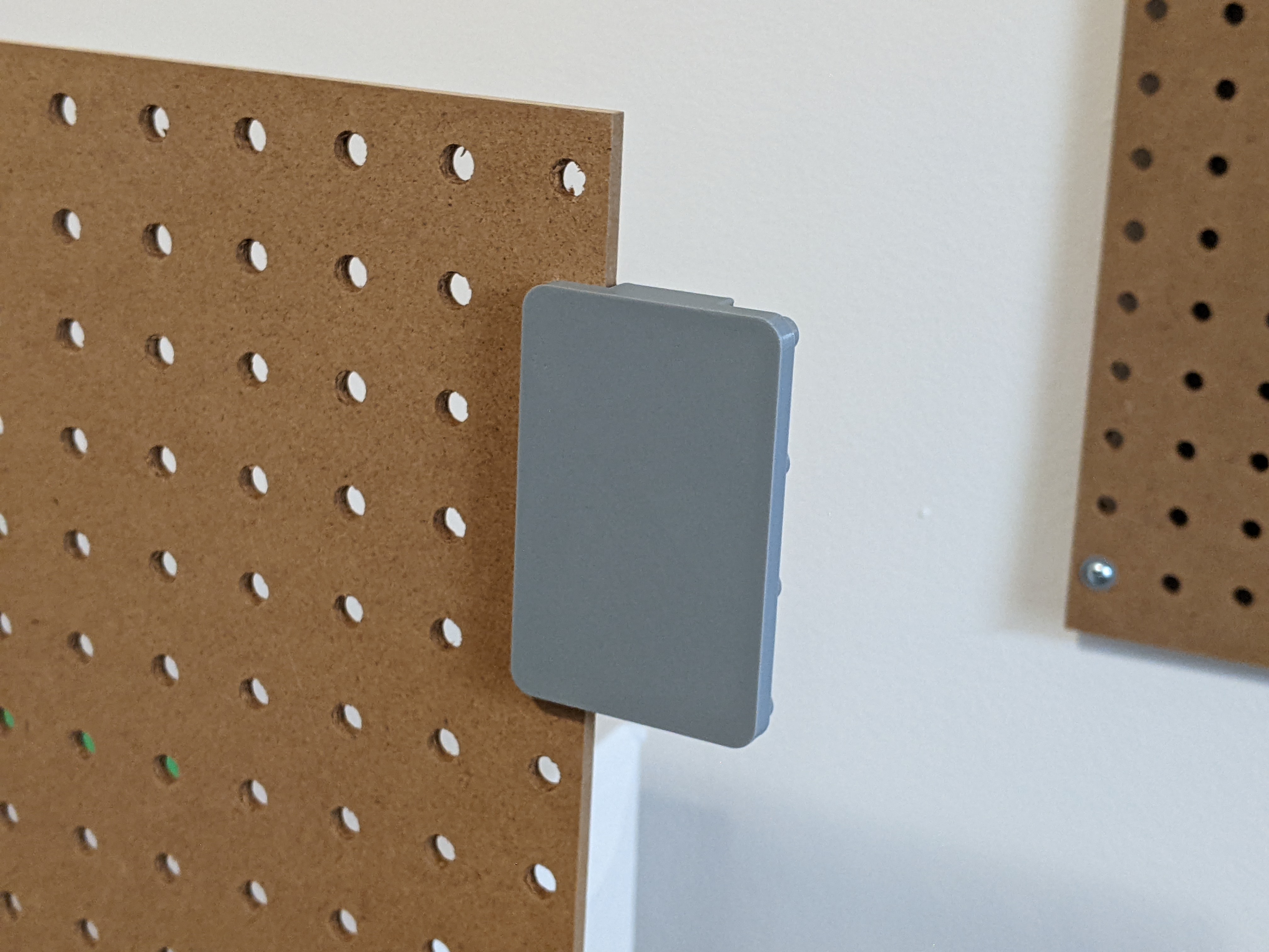 Pegboard Mounting Spacer Jig by Zach Download free STL model