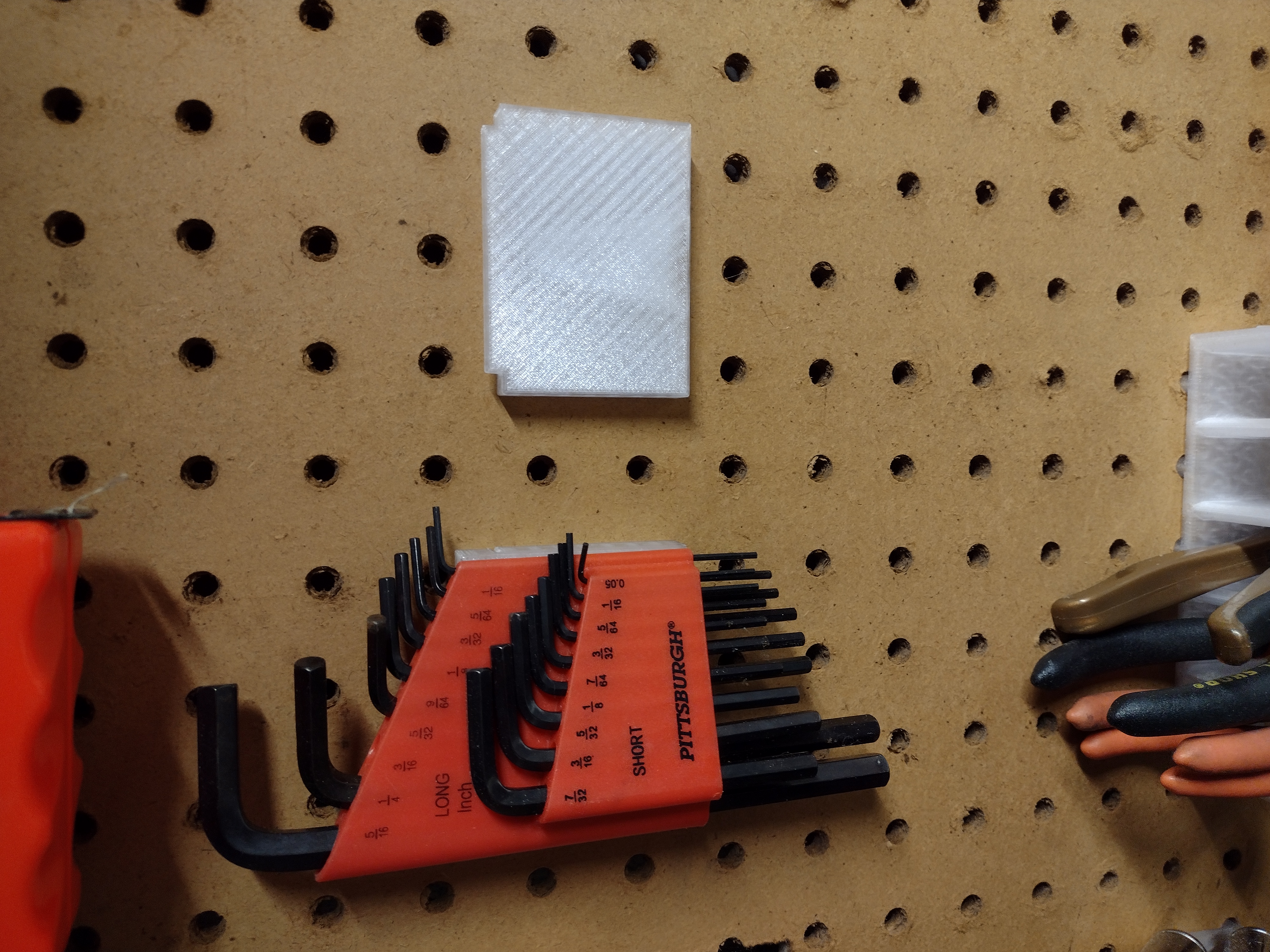 Hex Wrench/Allen Key Pegboard Holder 3D model thumbnail