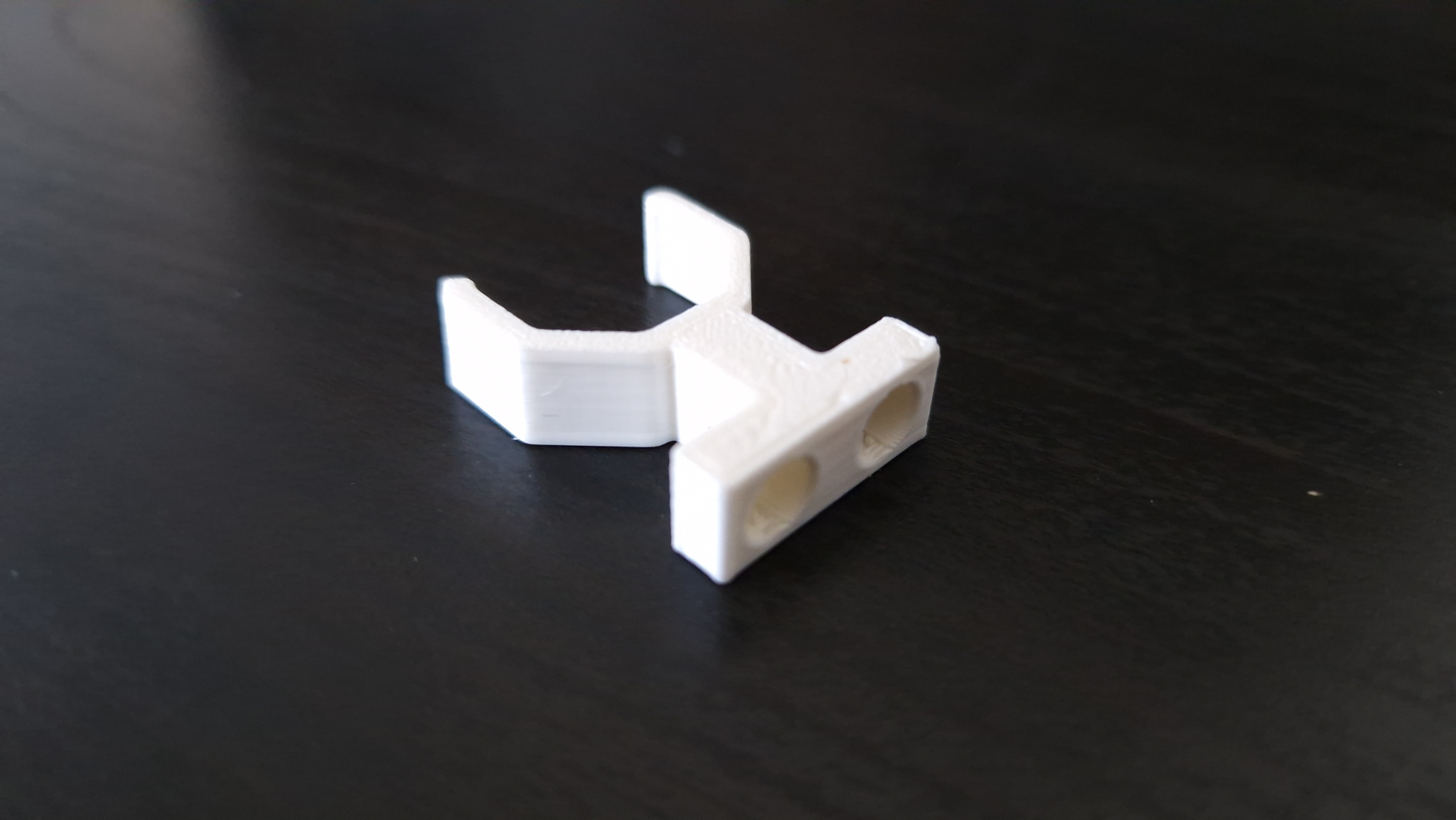 WDT Magnet Clip - 5x3 magnets 3D model thumbnail