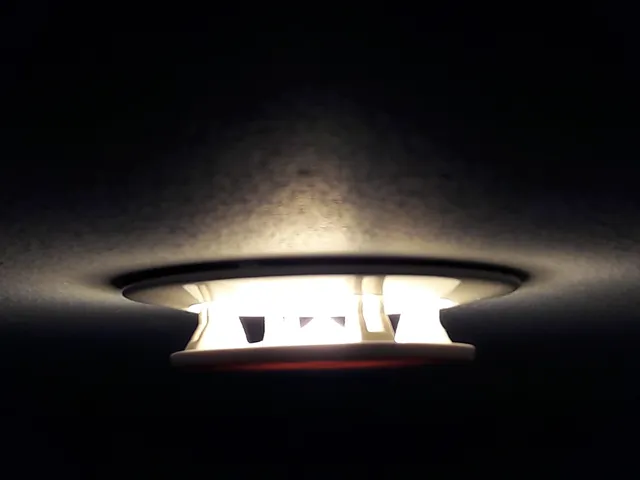 Spot LED cozy deflector