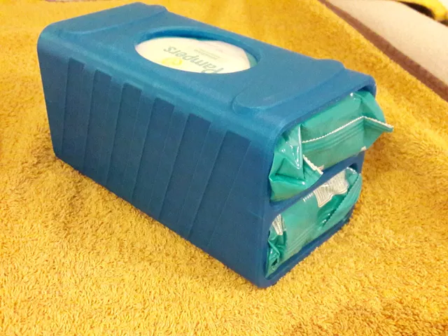 Distributeur de lingette pampers