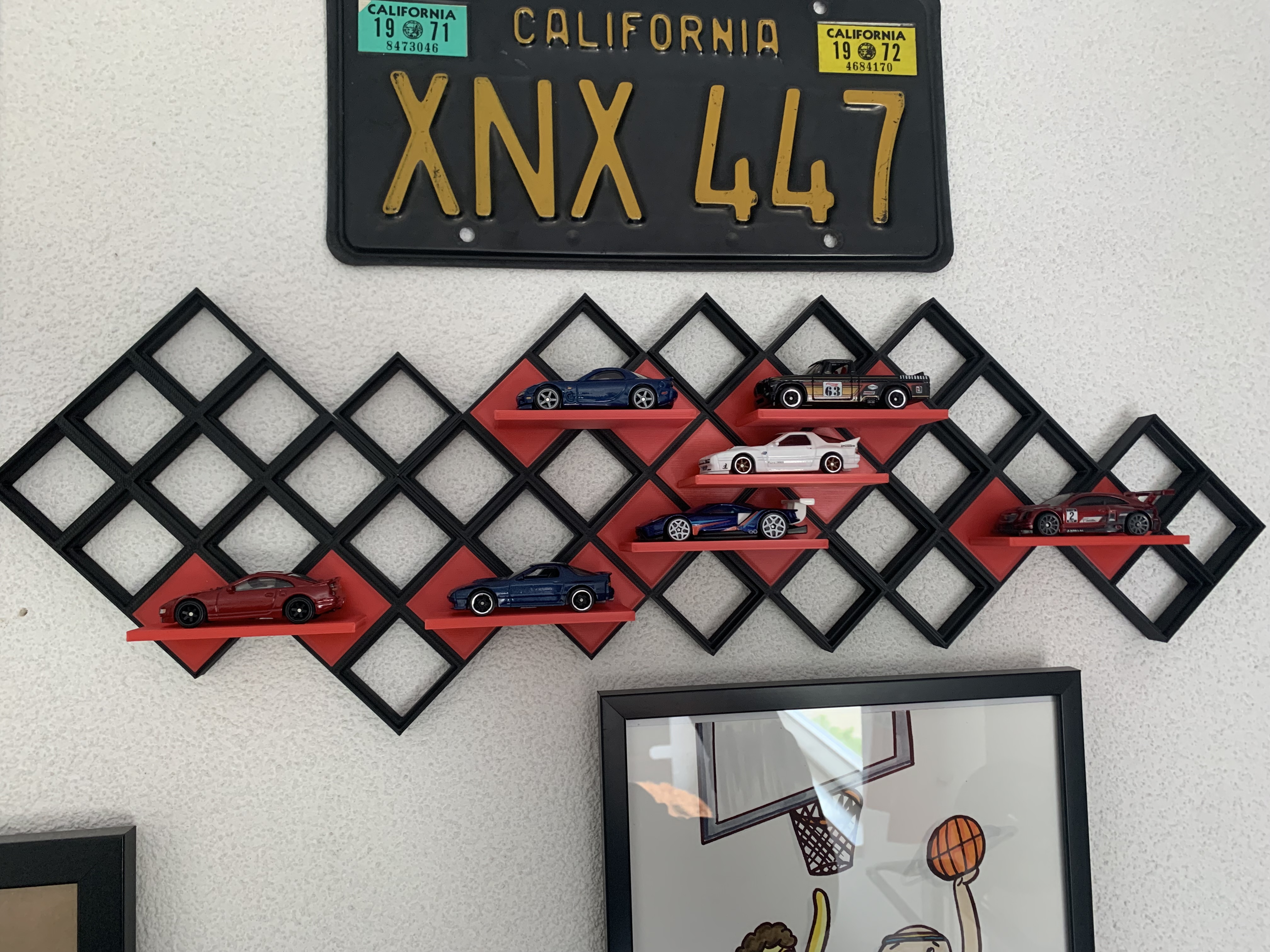 square wall decoration with hotwheels stand