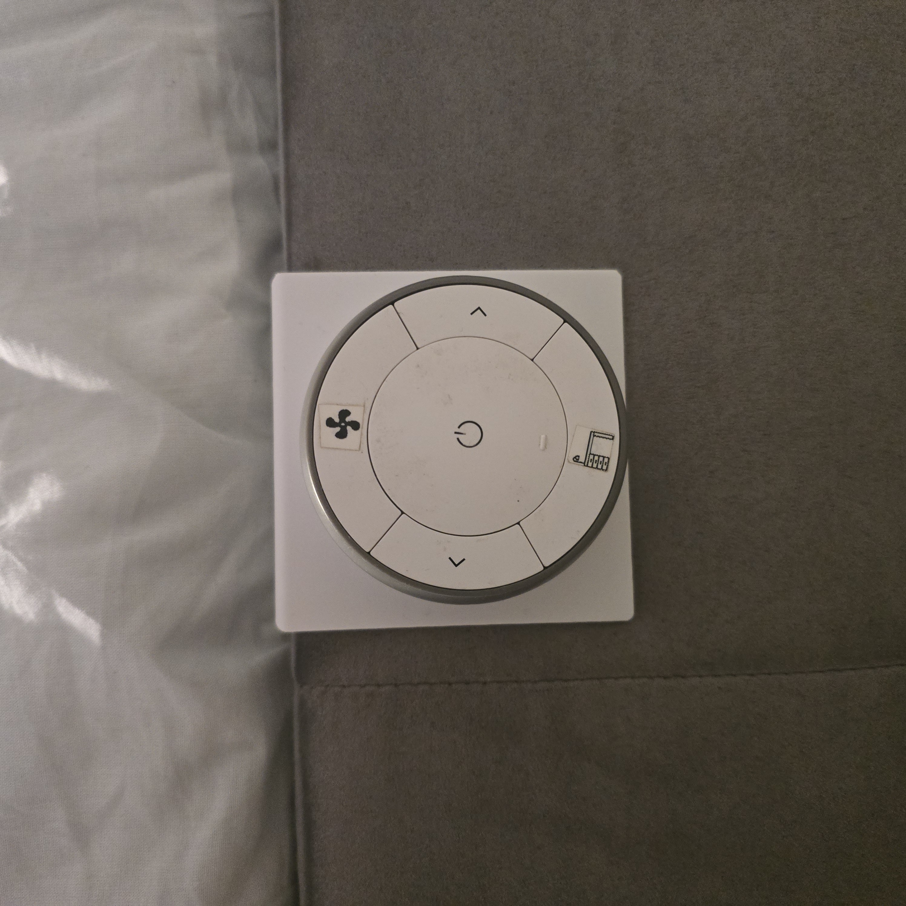 Ikea Remote (Trådfri) Holder for Bed (Hollandia) 3D model
