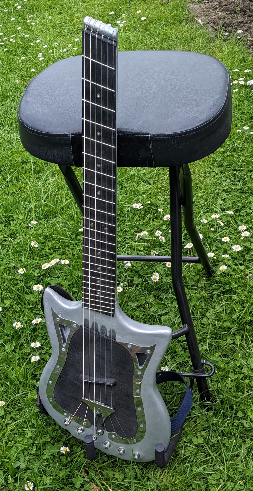 accoustic headless guitar by MotorFuzzi Download free STL model