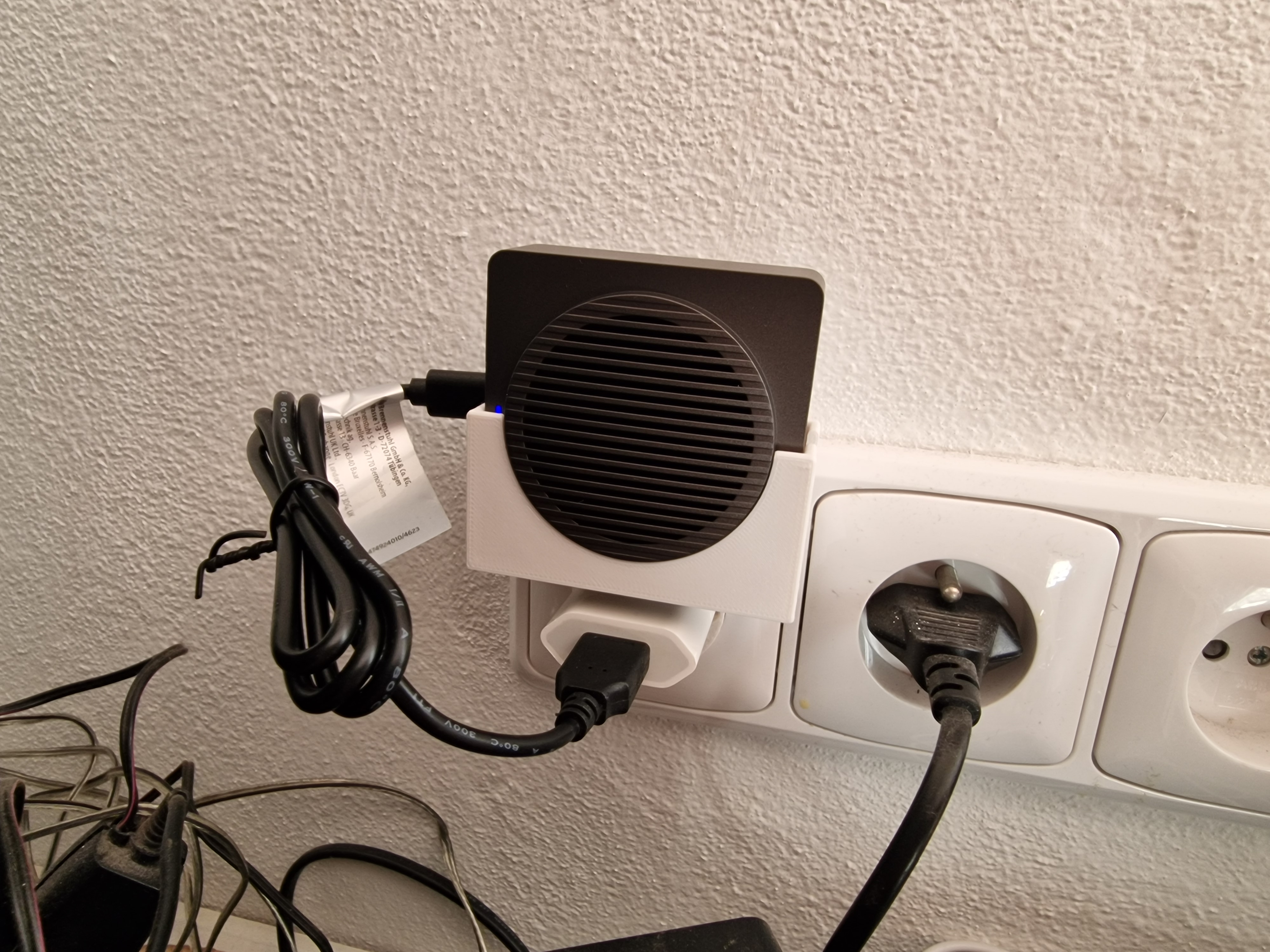 Aqara G4 doorbell chime holder