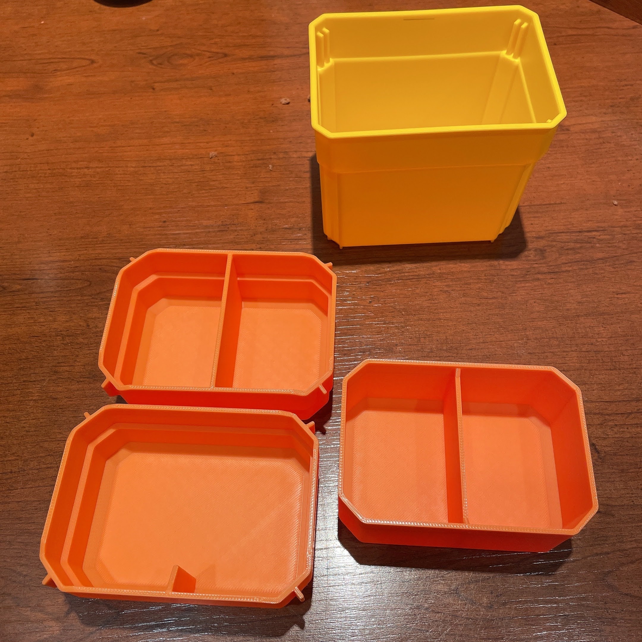 dewalt-t-stak-stanley-fatmax-organiser-cups-and-nested-cups-top-and