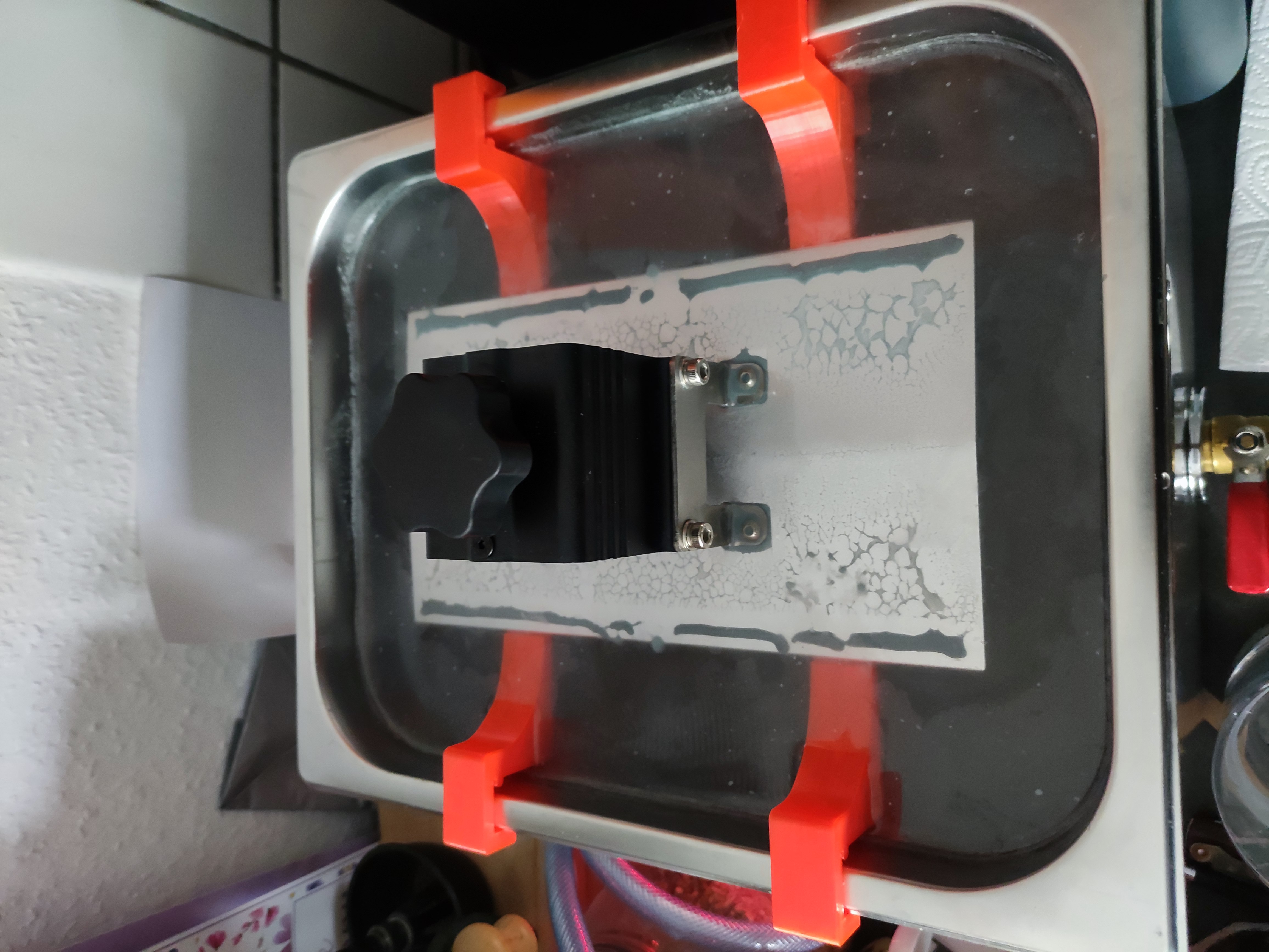 Mounting Clamps for Halot Mage Build Plate, into VEVOR JPS40A 10L Ultrasonic Cleaner by sunToxx